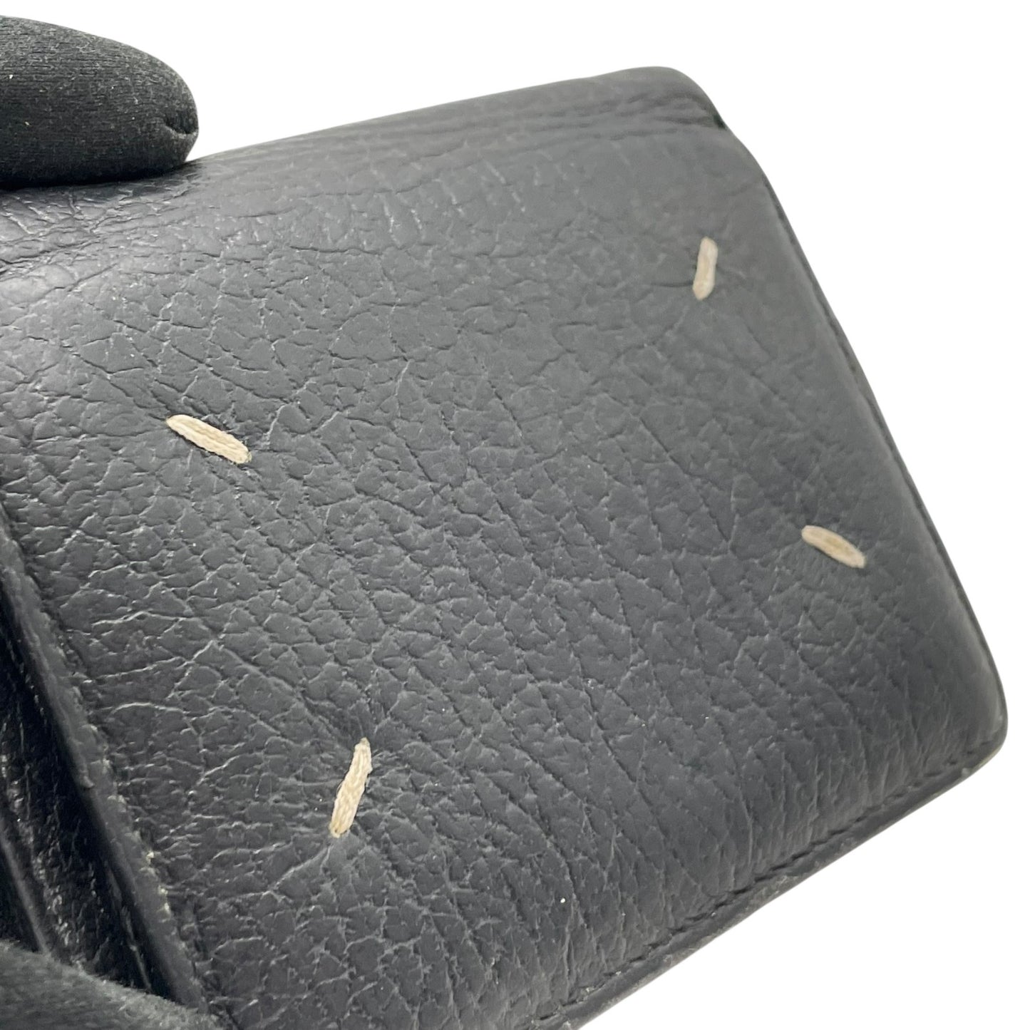 Maison Margiela マルジェラ 二つ折り財布 コンパクト ミニ財布 黒 ブラック レザー S56UI0140 カレンダータグ 4ステッチ メンズ レディース M5