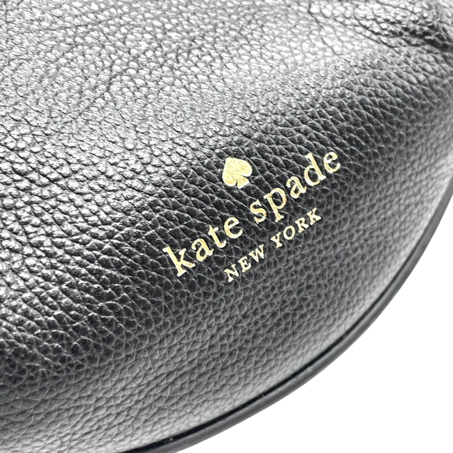 激レア 極美品 Kate Spade ケイトスペード Ladybug 3D てんとう虫 ショルダーバッグ クロスボディ 赤 レッド 黒 ブラック レザー ゴールド金具 チェーンショルダー レディース K8