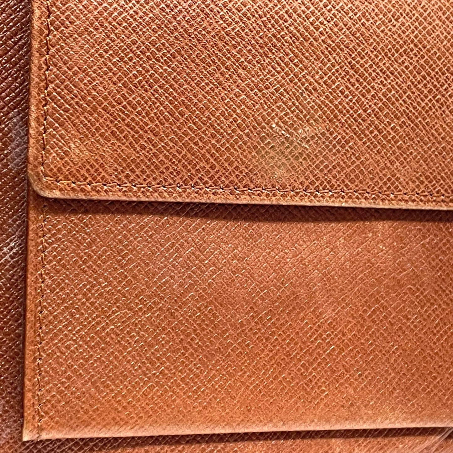 LOUIS VUITTON ルイヴィトン モノグラム ポルトフォイユ・マルコ 二つ折り財布 茶 ブラウン PVC レザー ゴールド金具 M61675 メンズ レディース M4