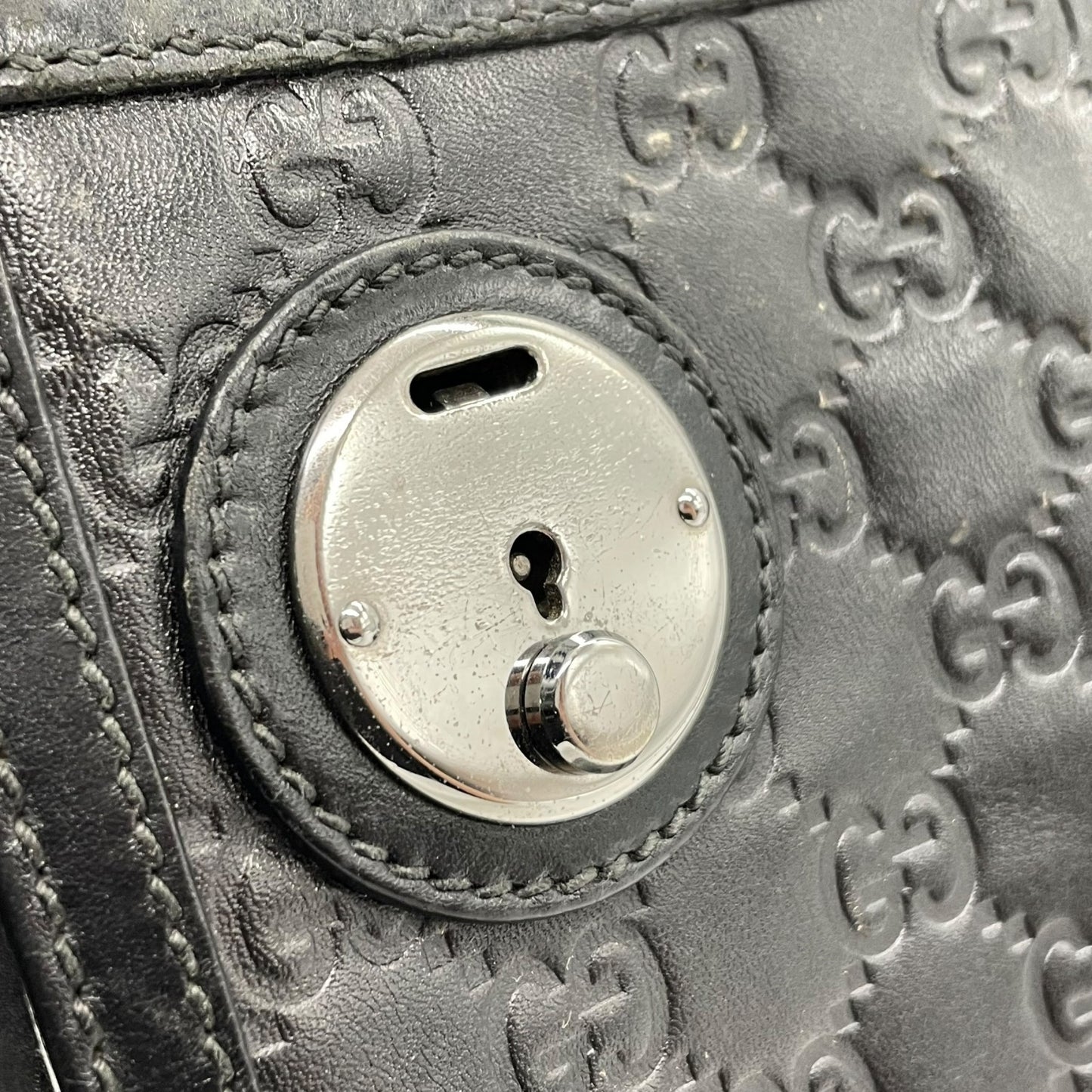 Authentic GUCCI Guccissima GG Clutch Bag Black Leather Silver Hardware With Strap