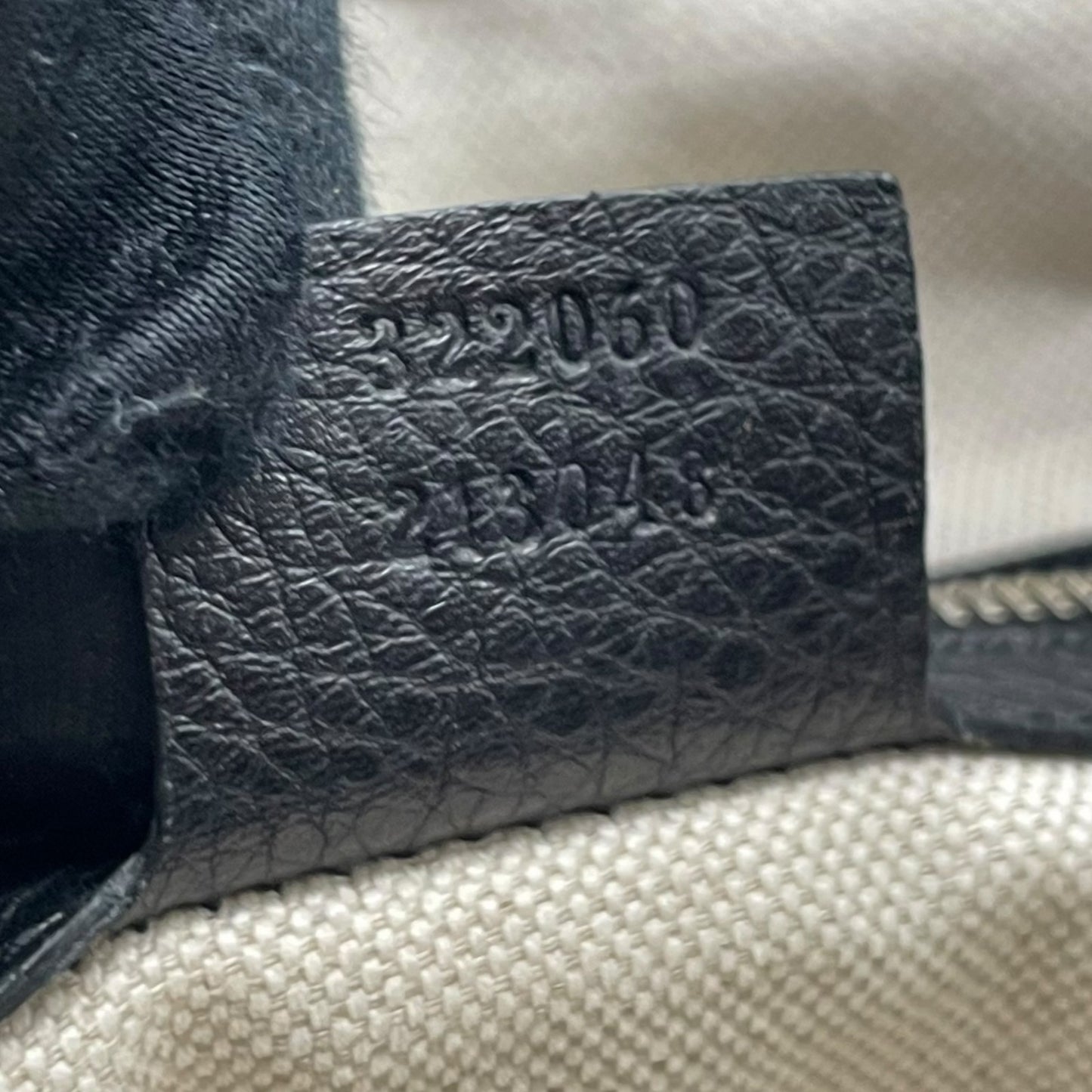 Authentic GUCCI Soho Tote Bag Black Leather Silver GG Logo Interlocking G Shoulder