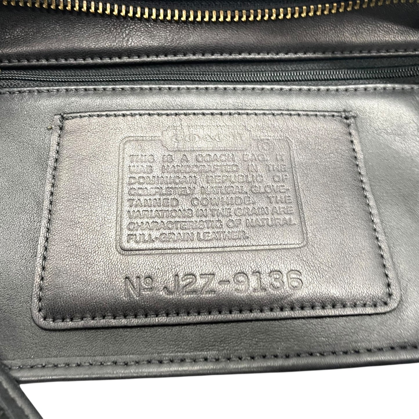 COACH OLD オールドコーチ 黒 ブラック ショルダーバッグ クロスボディ 斜め掛け ワンショルダーバッグ 肩掛け サコッシュ ポシェット オールレザー Vintage ヴィンテージ オールド 廃盤 稀少 9136 B1