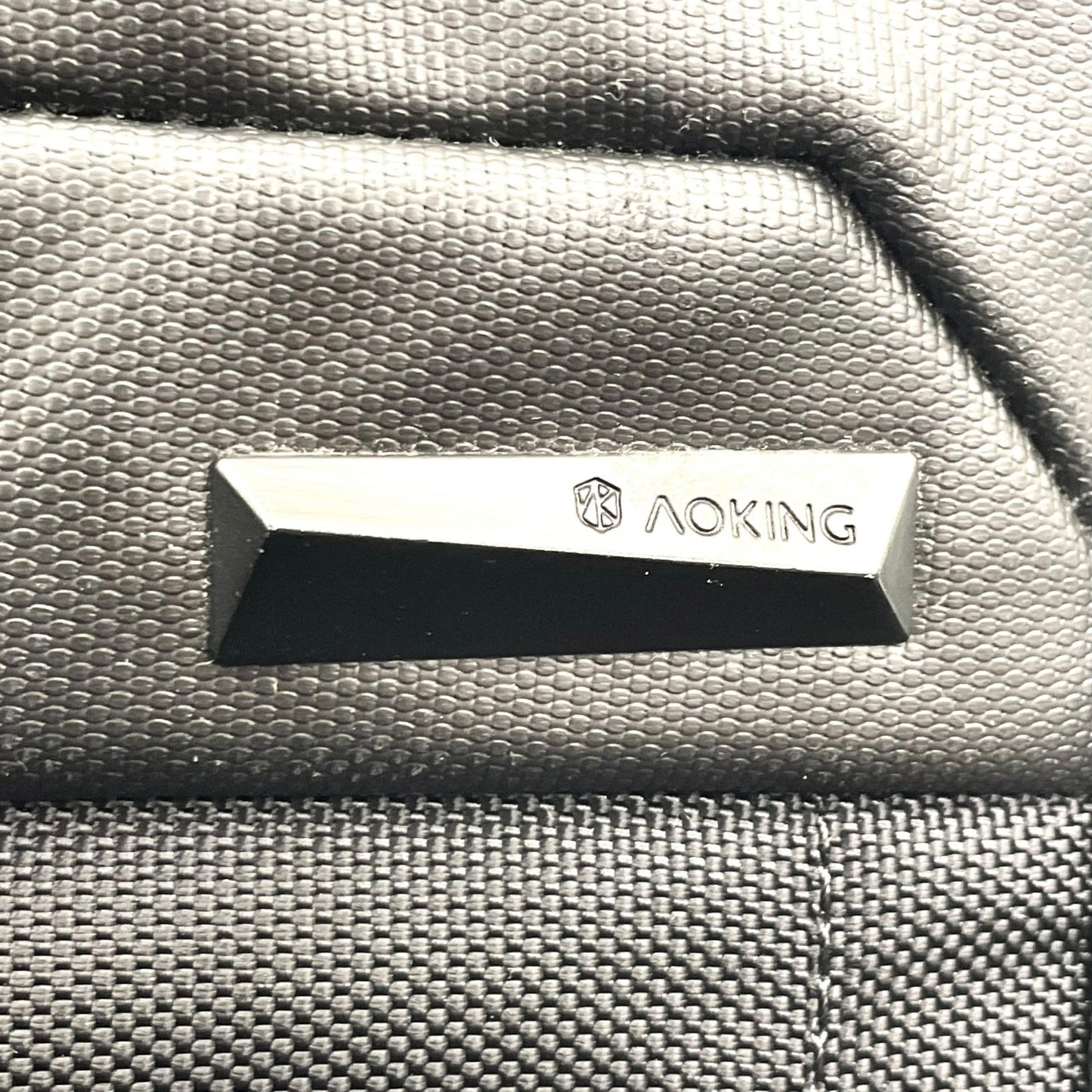 アオキング AOKING ショルダーバッグ ボディバッグ 黒 ブラック ナイロン 撥水 多機能 PC収納 メンズ S83