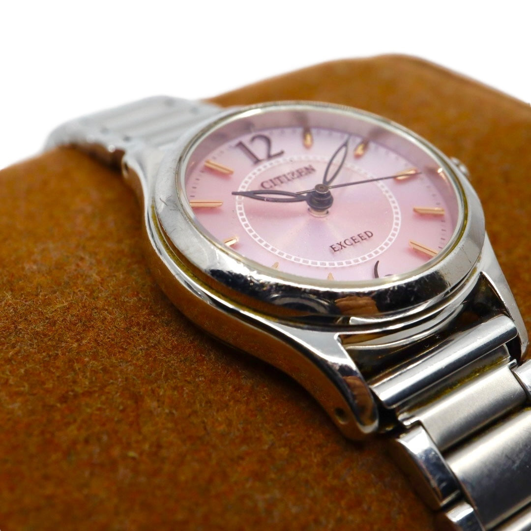 美品 CITIZEN EXCEED シチズン エクシード レディース 腕時計 ソーラー ピンク文字盤 ラウンド クオーツ アナログ ステンレススチール 希少 上品 デザイン ウォッチ G4