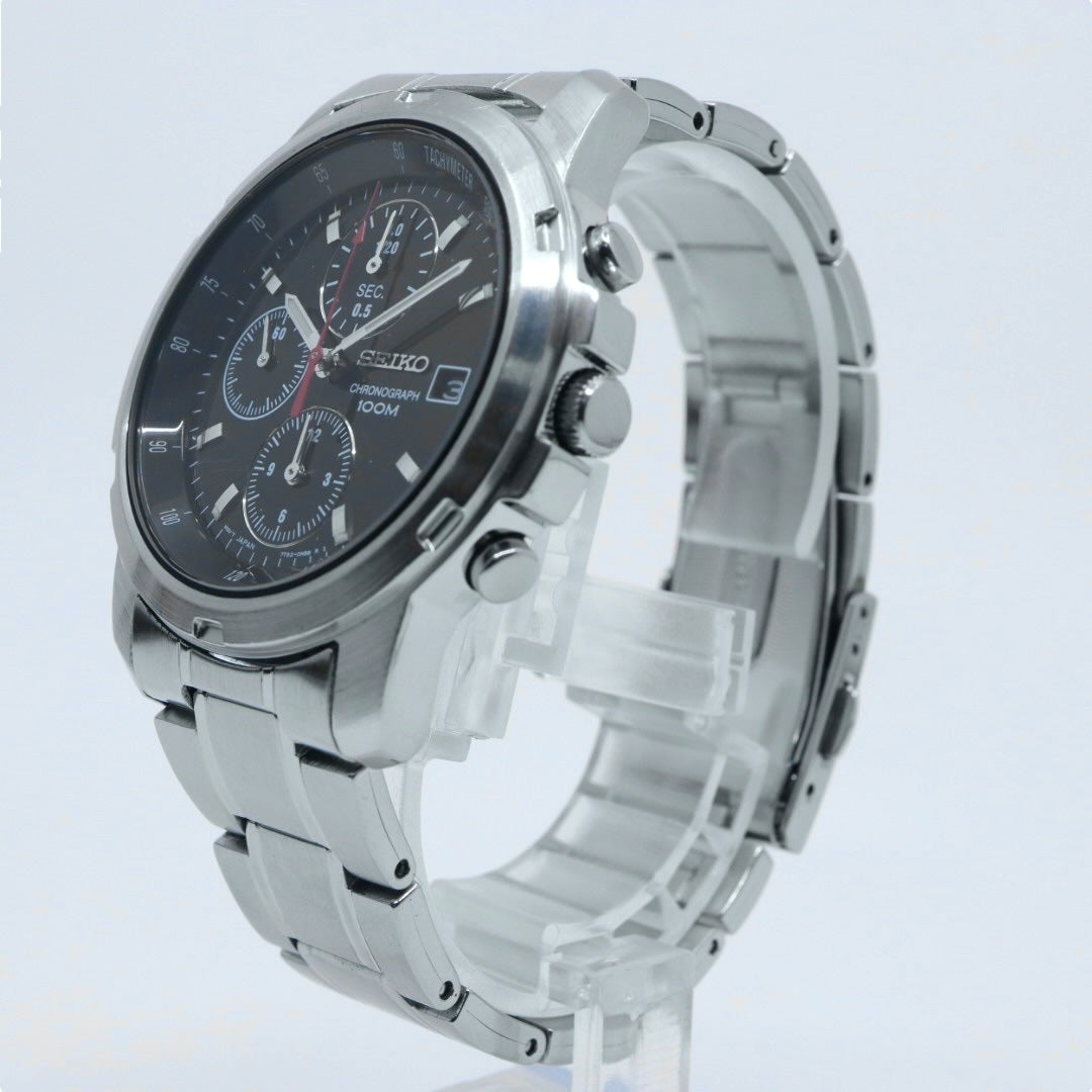 極美品 SEIKO セイコー 腕時計 クロノグラフ 7T92-0BF0 メンズ クオーツ 100M防水 ブラックダイヤル シルバー デイト タキメーター スポーツ ビジネス カジュアル 日本製ムーブメント クリーニング済み G4