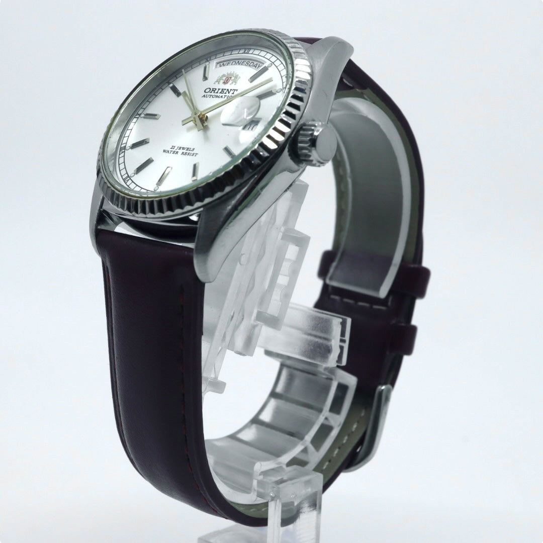 【極美品】 稼働品 新品ベルト ORIENT オリエント 腕時計 46E701-91 自動巻き 21石 デイデイト シルバーダイヤル メンズ アナログ ドレスウォッチ フルーテッドベゼル クラシック ヴィンテージ ビジネス ブラウンレザー G4