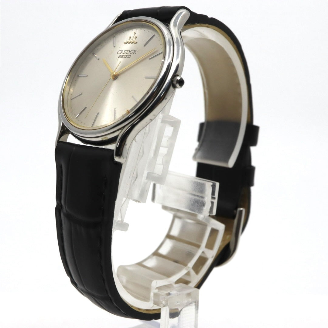 catawiki 【電池交換済】セイコー クレドール 腕時計 8J81-6A30 クオーツ アナログ シルバーダイヤル 薄型ドレスウォッチ メンズ レディース ユニセックス ブラックレザーベルト クラシック エレガント 高級モデル シンプル クリーニング済み G2