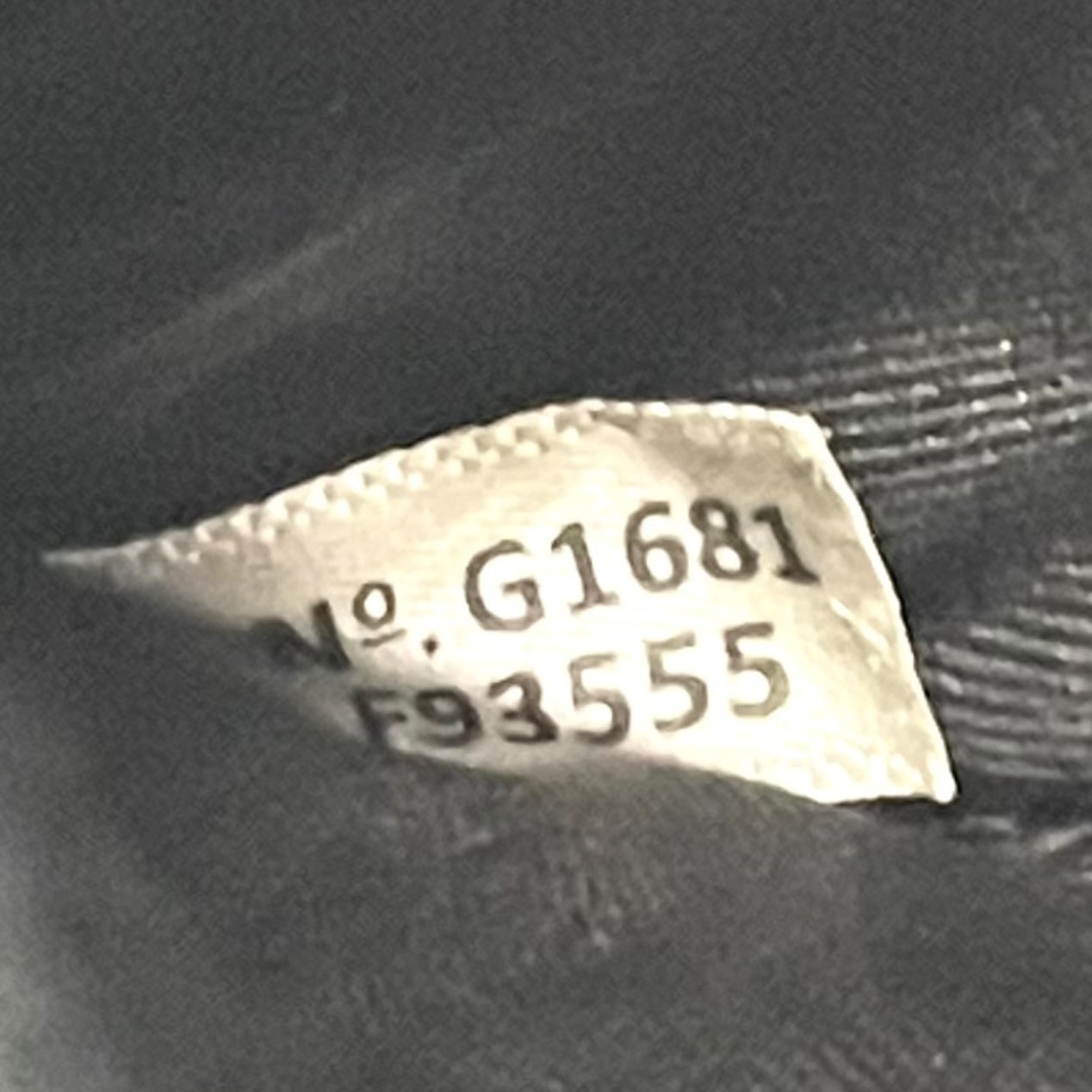 COACH コーチ クラッチバッグ セカンドバッグ F93555 黒 ブラック レザー ブラック金具 ロゴ型押し ストラップ付 メンズ U2