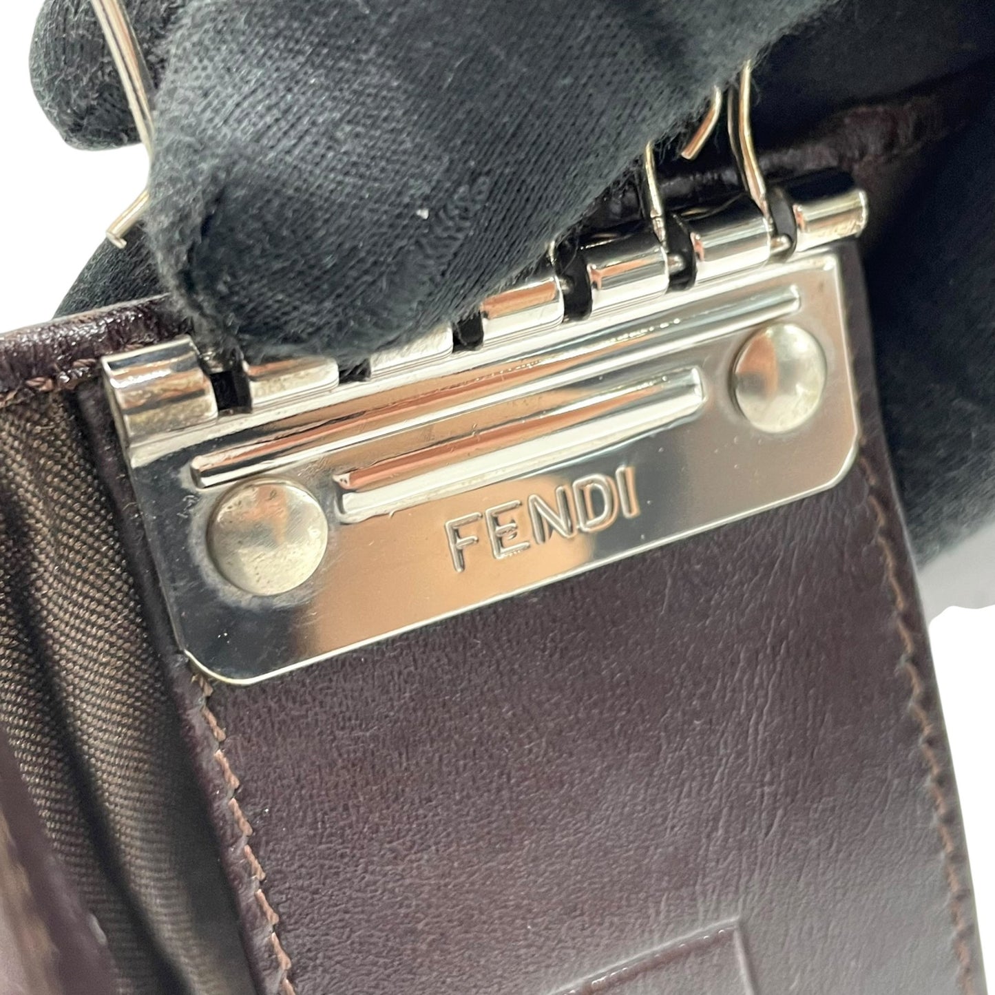 FENDI フェンディ ズッカ柄 6連キーケース キャンバス レザー 茶 ブラウン シルバー金具 FF柄 ヴィンテージ メンズ レディース M2