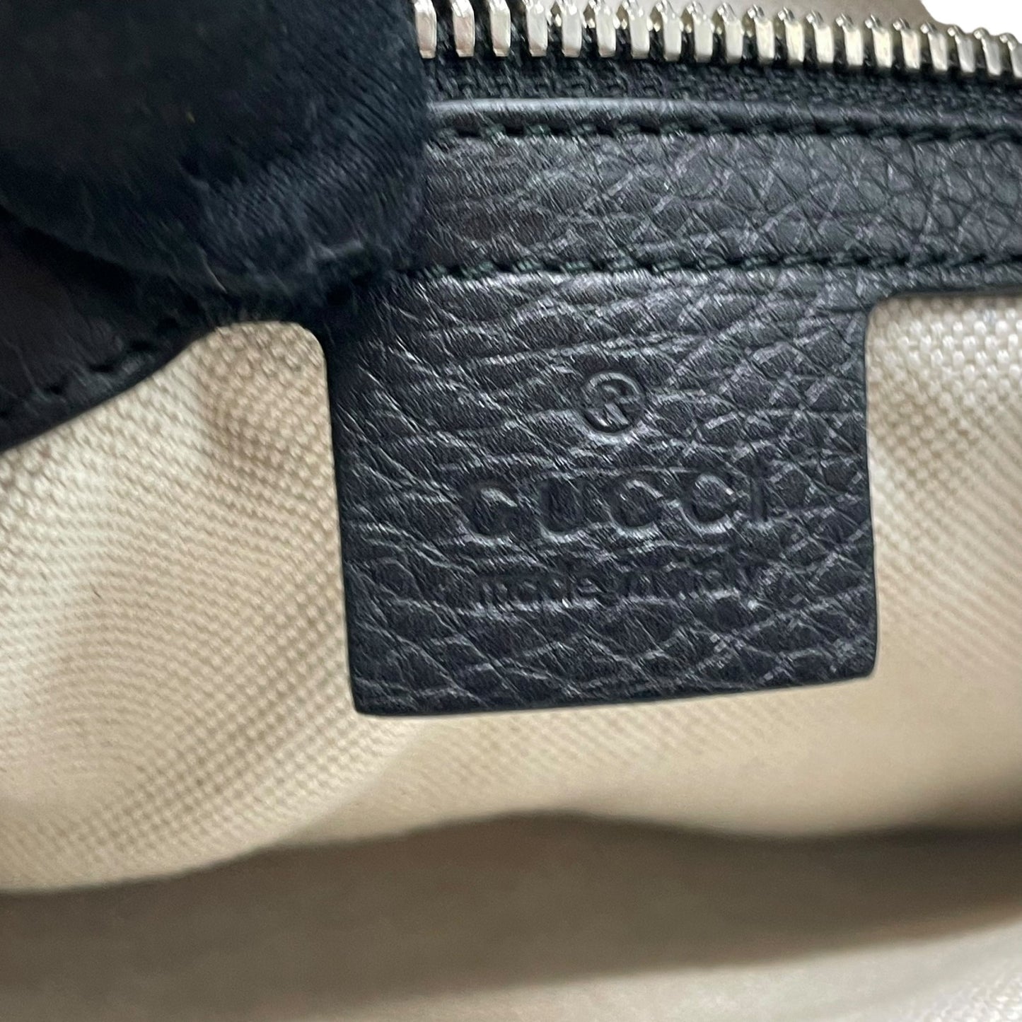 Authentic GUCCI Soho Tote Bag Black Leather Silver GG Logo Interlocking G Shoulder