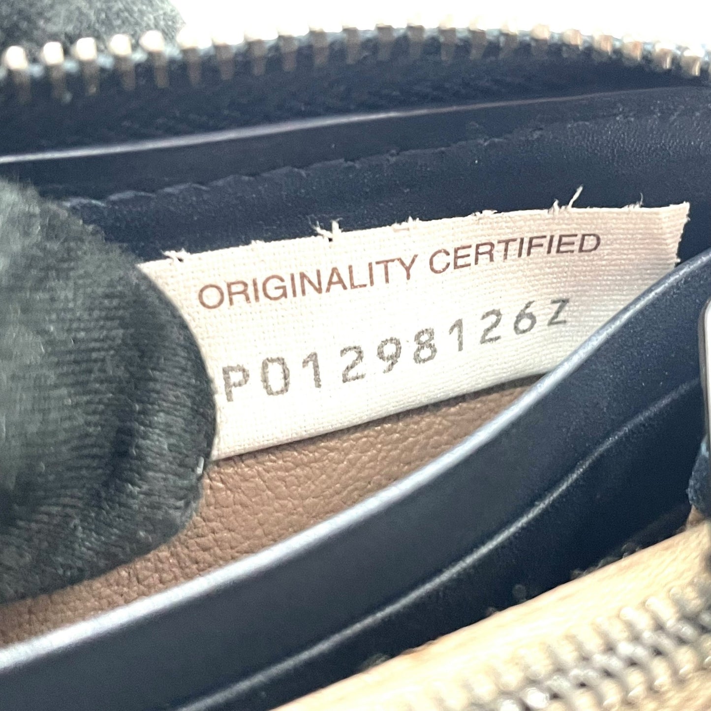 美品 BOTTEGA VENETA ボッテガヴェネタ ボッテガベネタ ラウンドファスナー 長財布 イントレチャート 紺 ネイビー レザー メンズ レディース M1