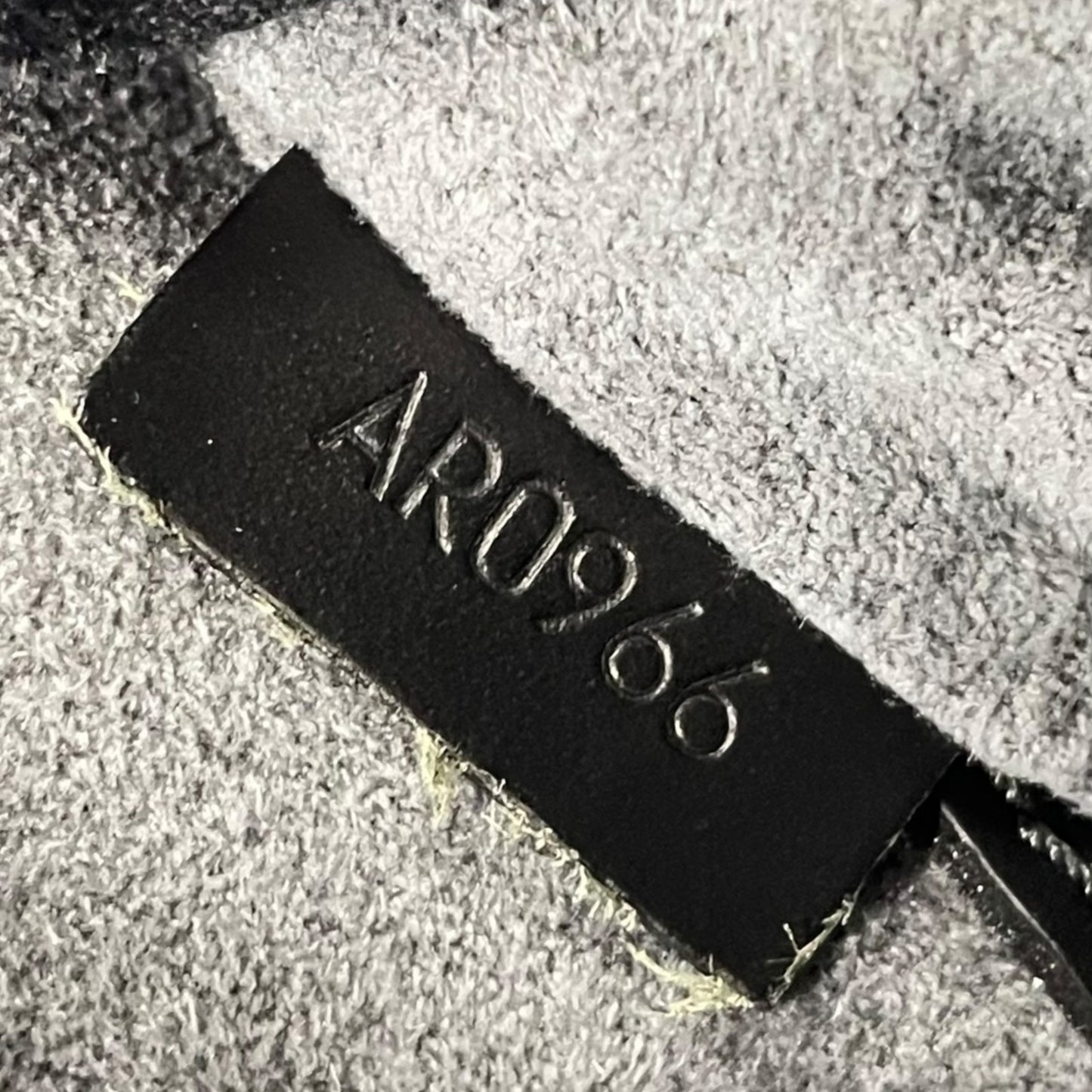 極美品 LOUIS VUITTON ルイヴィトン エピ アルマ 2WAY ハンドバッグ ショルダーバッグ 黒 ノワール ブラック レザー ゴールド金具 M52142 斜め掛け可 メンズ B