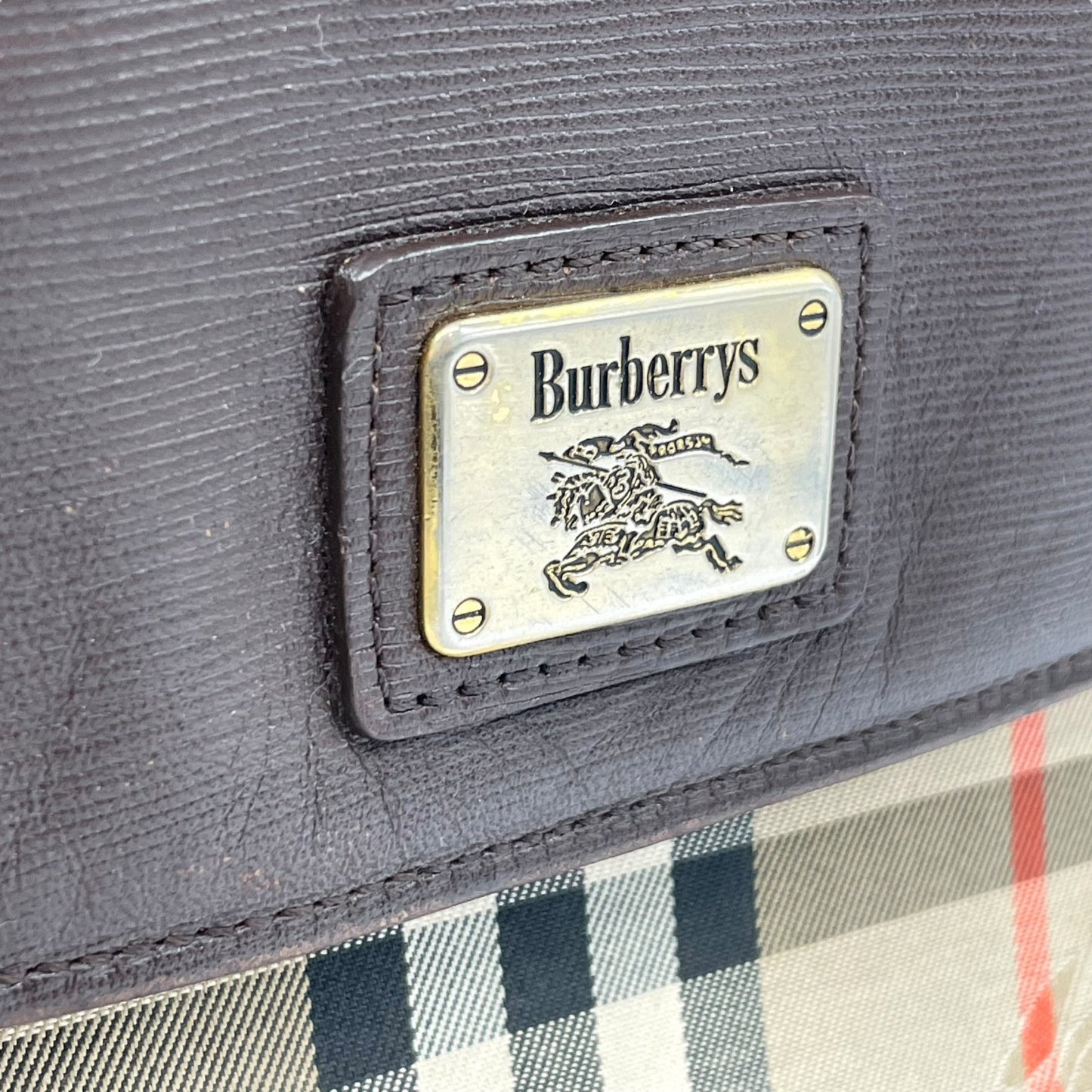 Burberry バーバリー ショルダーバッグ サコッシュ フラップ ノバチェック キャンバス×レザー ブラウン ホースロゴ シャドーホース ゴールド金具 クロスボディ ヴィンテージ アーカイブ ユニセックス K2