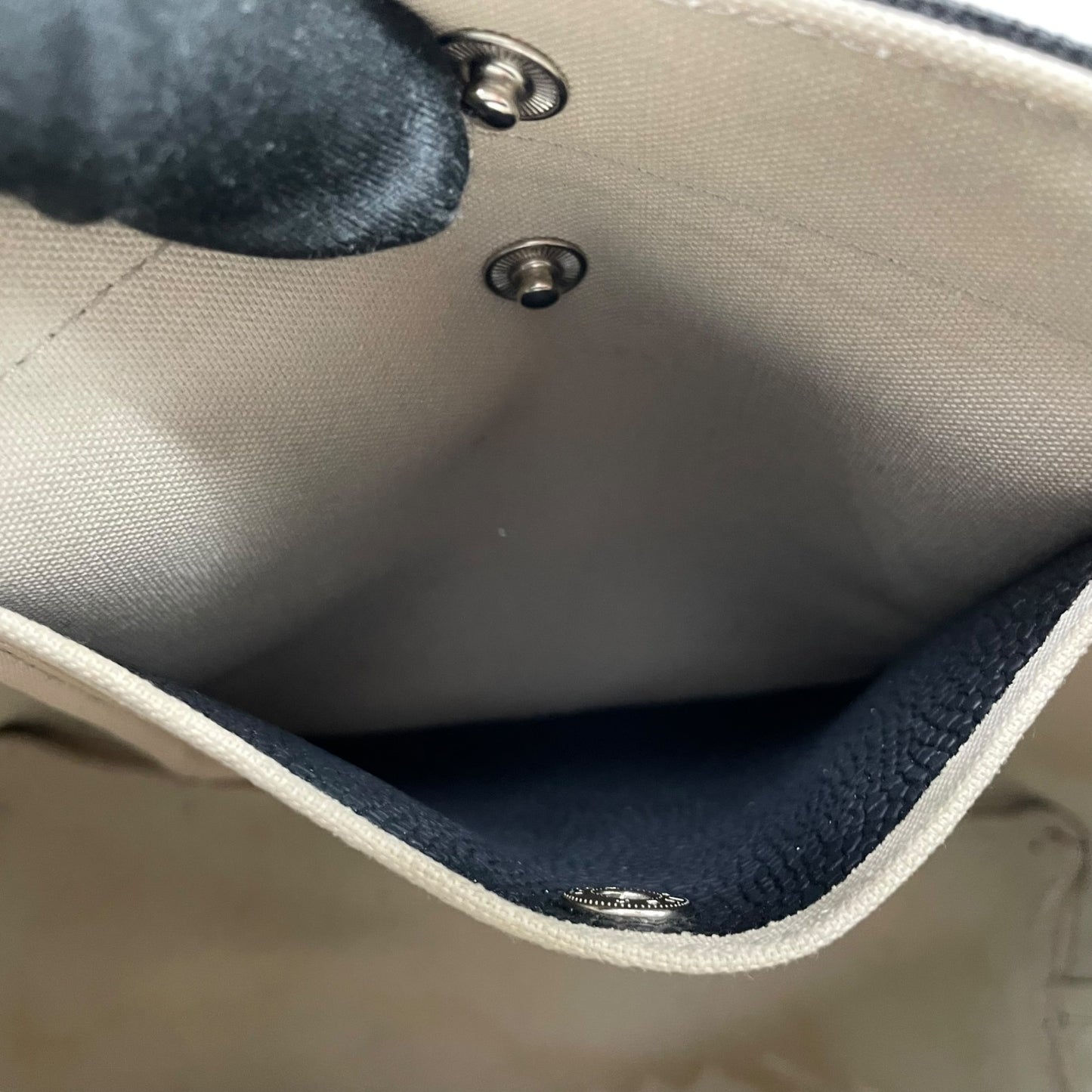 美品 エルベシャプリエ Herve Chapelier トートバッグ GPライン ブラック 黒 コーテッドキャンバス レザー調 シンプル 上品 バッグ レディース A