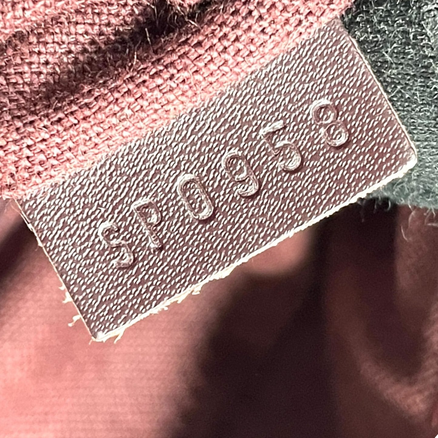 LOUIS VUITTON ルイヴィトン タイガ リポーター M30156/SP0958 エンジ レザー ルイヴィトン Louis Vuitton タイガ ショルダーバッグ ブラウン 茶色 レザー ゴールド金具 スクエア型 ヴィンテージ C