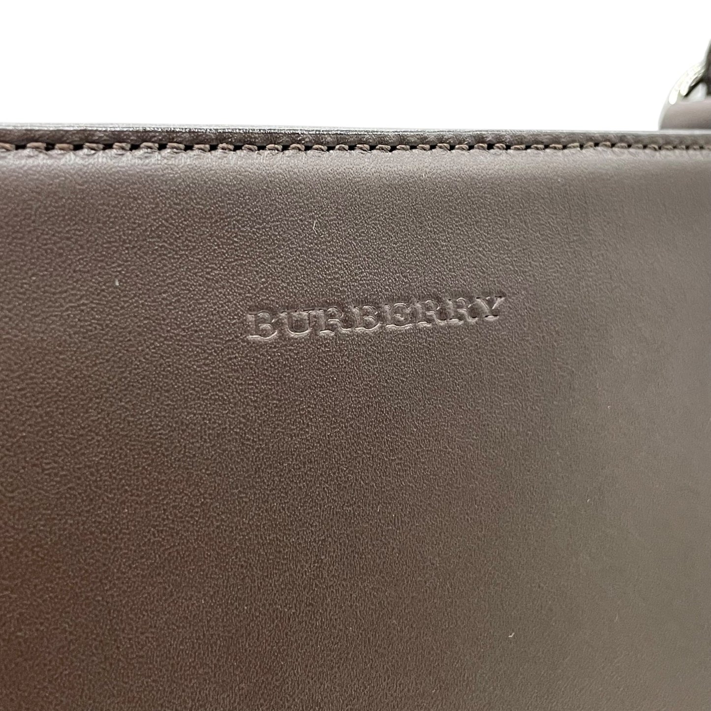 未使用級 BURBERRY バーバリー ショルダーバッグ ロゴ ステッチ 茶 ブラウン レザー スエード シルバー金具 クロスボディ 斜め掛け可 サコッシュ スマホショルダー レディース E