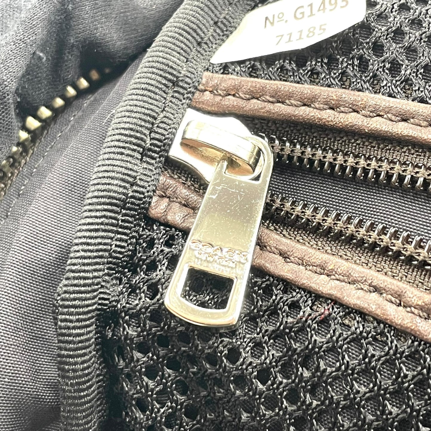 コーチ COACH レザー ボディバッグ ワンショルダー 斜め掛け 茶色 ブラウン シルバー金具 メンズ レディース U2