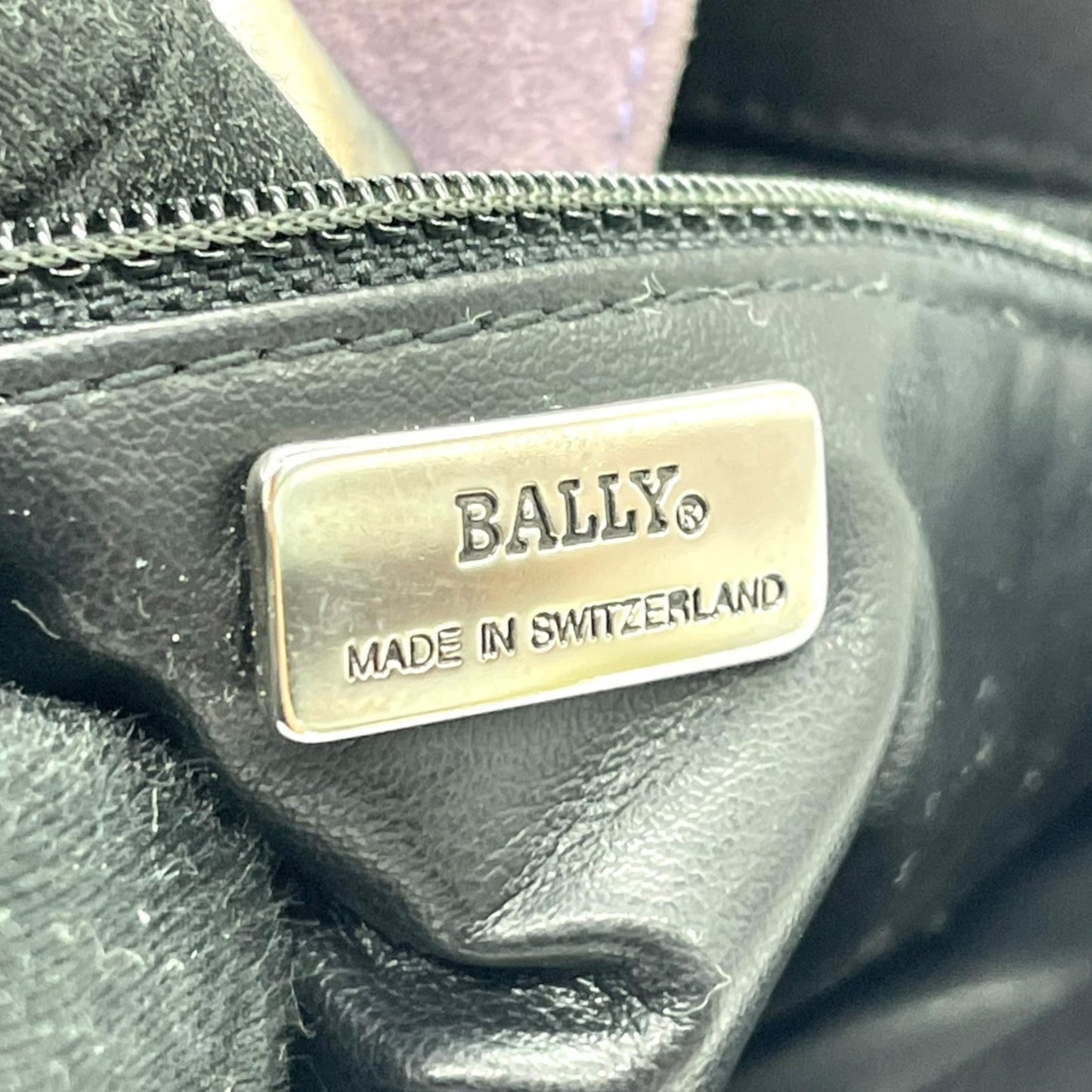 バリー BALLY スエード レザー コンビ ショルダーバッグ フラップ 黒 ブラック グレー金具 レディース C12