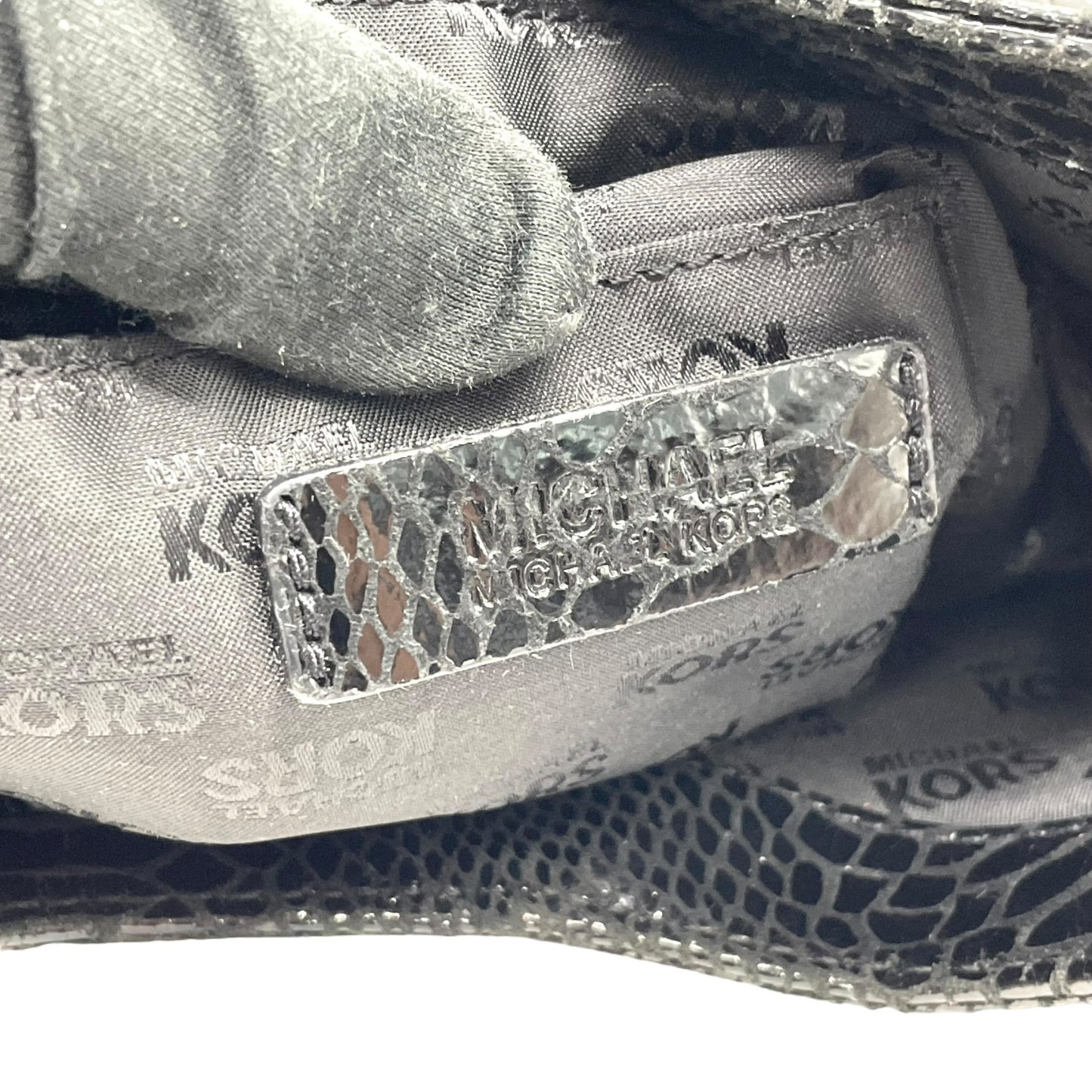 美品 マイケルコース MICHAEL KORS 型押し レザー トートバッグ ショルダー 肩掛け 黒 ブラック 金金具 ゴールド金具 C10