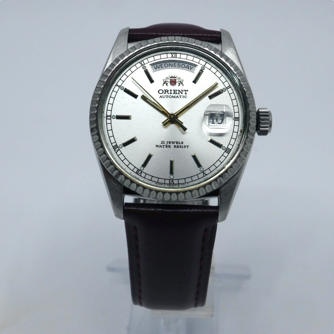 【極美品】 稼働品 新品ベルト ORIENT オリエント 腕時計 46E701-91 自動巻き 21石 デイデイト シルバーダイヤル メンズ アナログ ドレスウォッチ フルーテッドベゼル クラシック ヴィンテージ ビジネス ブラウンレザー G4