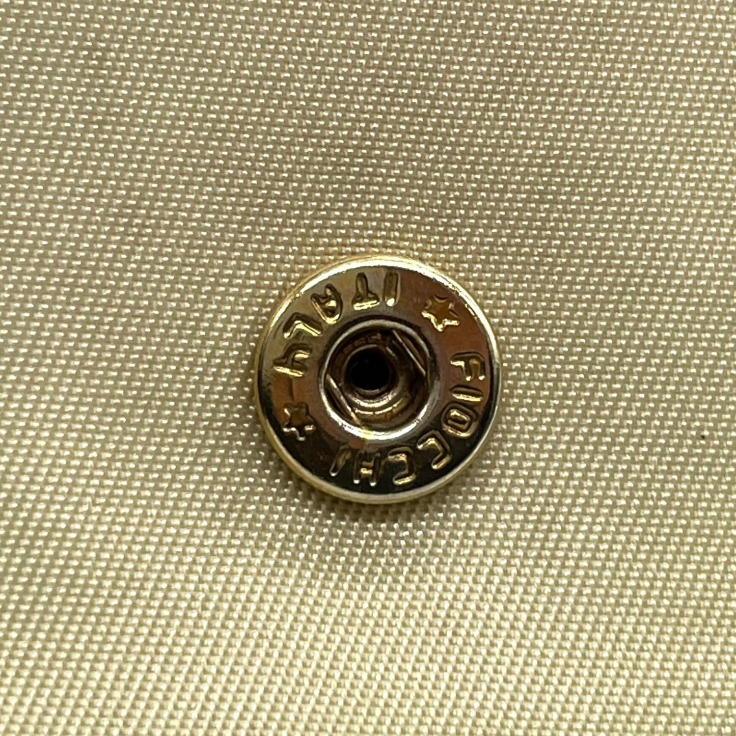 プラダ PRADA 三つ折り財布 コンパクトウォレット ベージュ ナイロン レザー 三角ロゴプレート トライアングルロゴ ゴールド金具 レディース M1