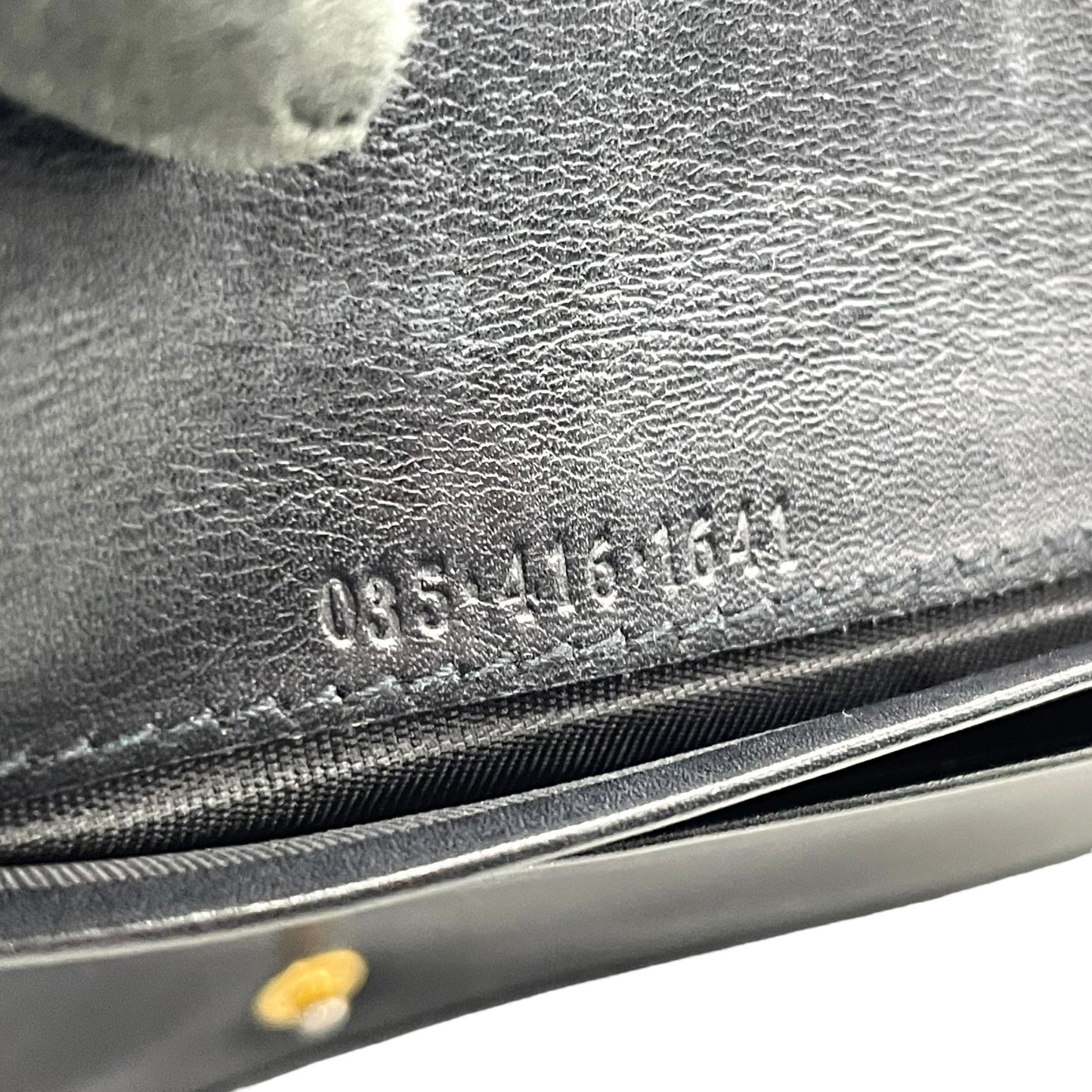 グッチ GUCCI 二つ折り 長財布 黒 ブラック キャンバス レザー ゴールド金具 ロゴ 総柄 メンズ レディース M5