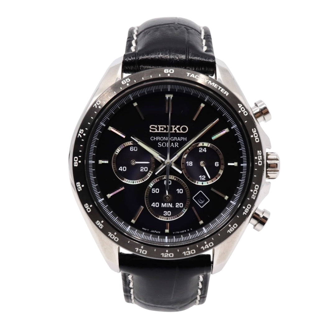 【新品同様/稼働品】セイコー SEIKO クロノグラフ V175-0FA0 メンズ腕時計 ソーラー アナログ ブラック文字盤 型押しレザーベルト タキメーター 10気圧防水 サファイアクリスタル ビジネス スポーティ エレガント クリーニング済 G7