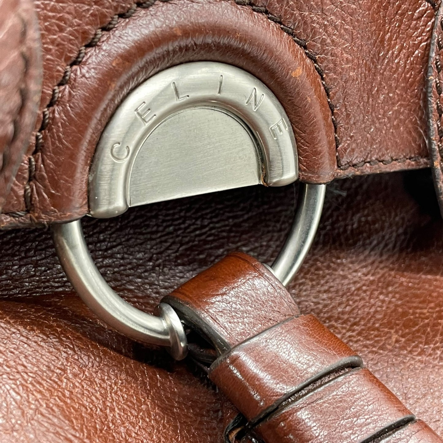 セリーヌ CELINE トートバッグ ハンドバッグ ロングハンドル フラップ 茶色 ダークブラウン レザー タッセル付き シルバー金具 K8