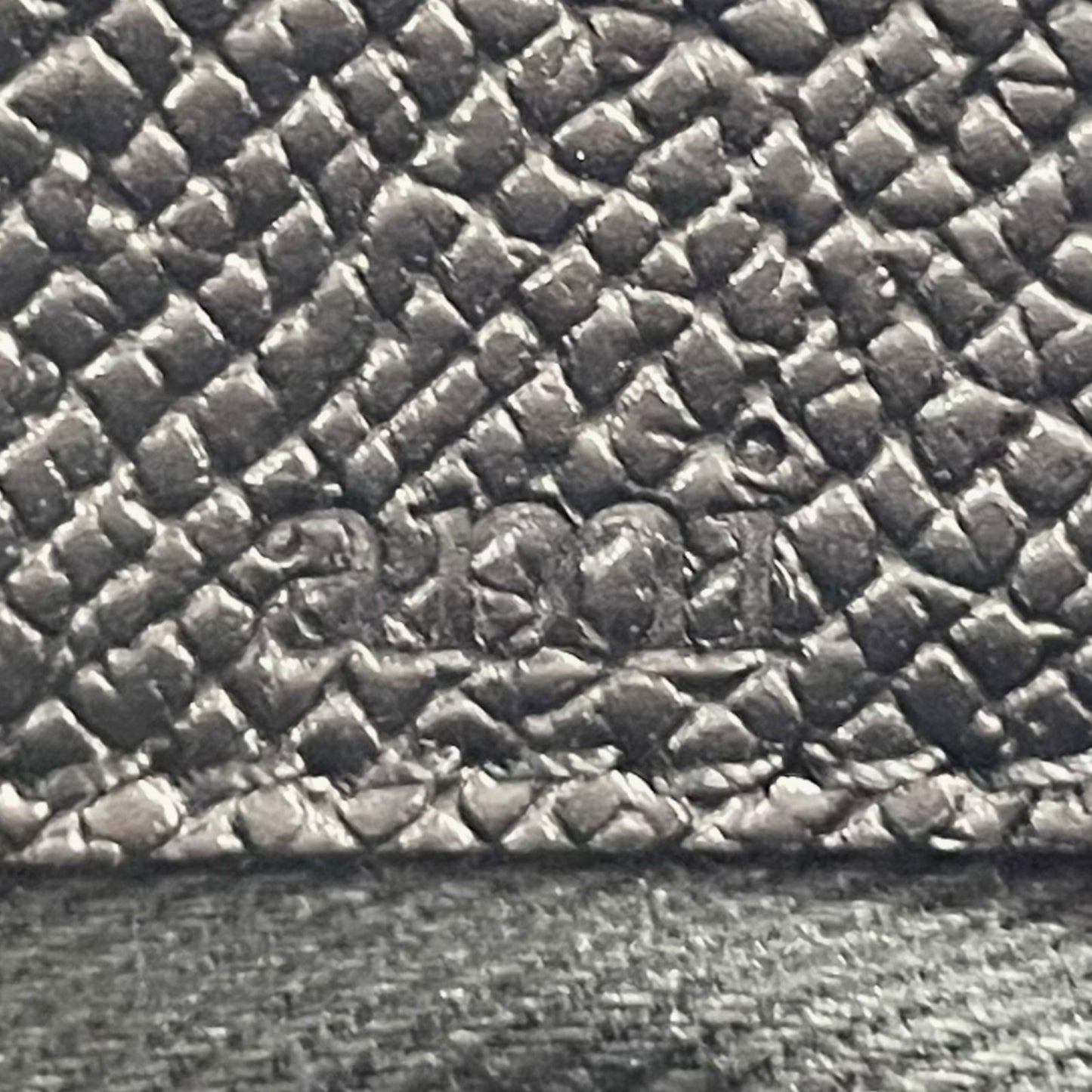 アミ パリス AMI PARIS アレクサンドル マテュッシ ジップカードホルダー フラグメントケース コインケース 小銭入れ カードケース ミニ財布 ブラック ノワール レザー レディース M5