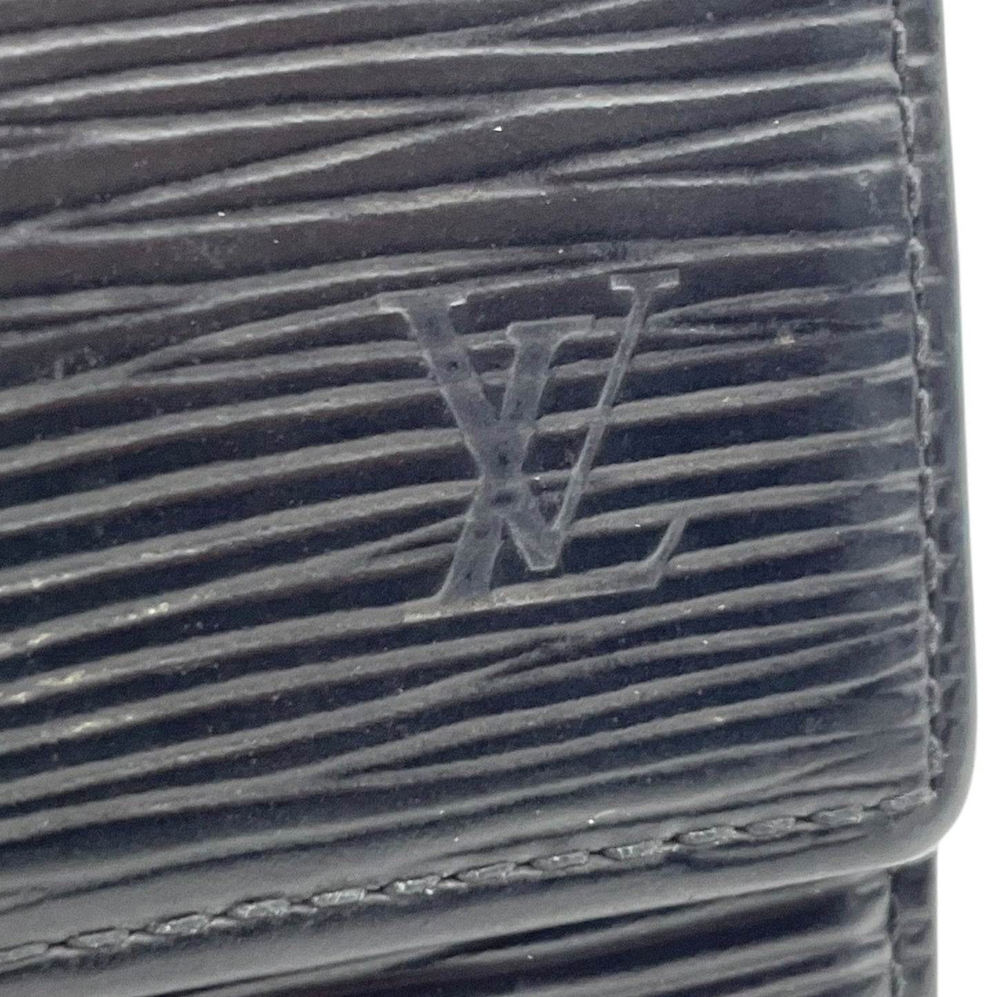 ルイ・ヴィトン Louis Vuitton ミュルティクレ6 M63812 エピ 6連キーケース ノワール ブラック レザー ゴールド金具 メンズ レディース M5