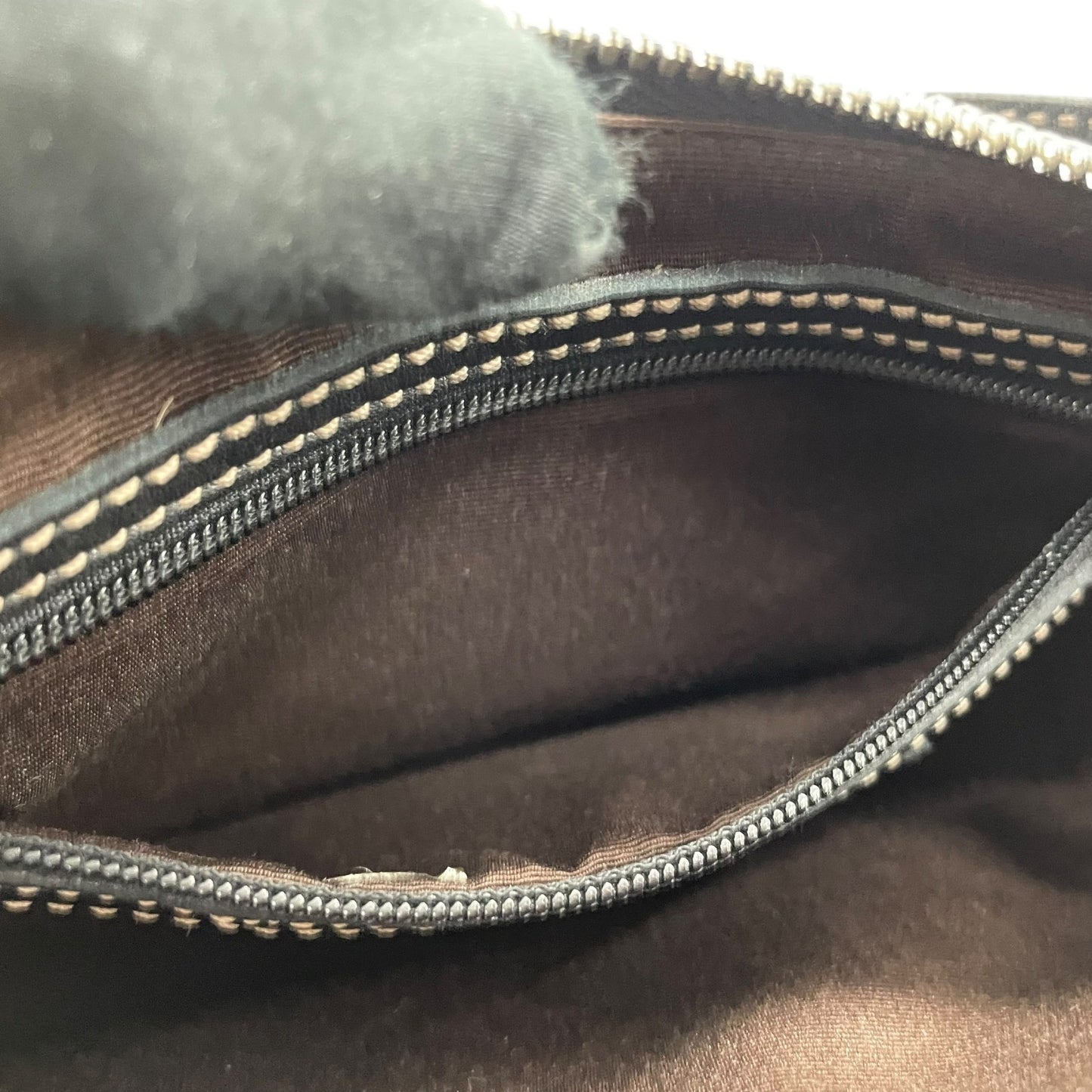 極美品 COACH コーチ アクセサリーポーチ ハンドバッグ ミニバッグ ブラック 黒 オールレザー 本革 7785 レディース ファスナー開閉 シルバー金具 K2