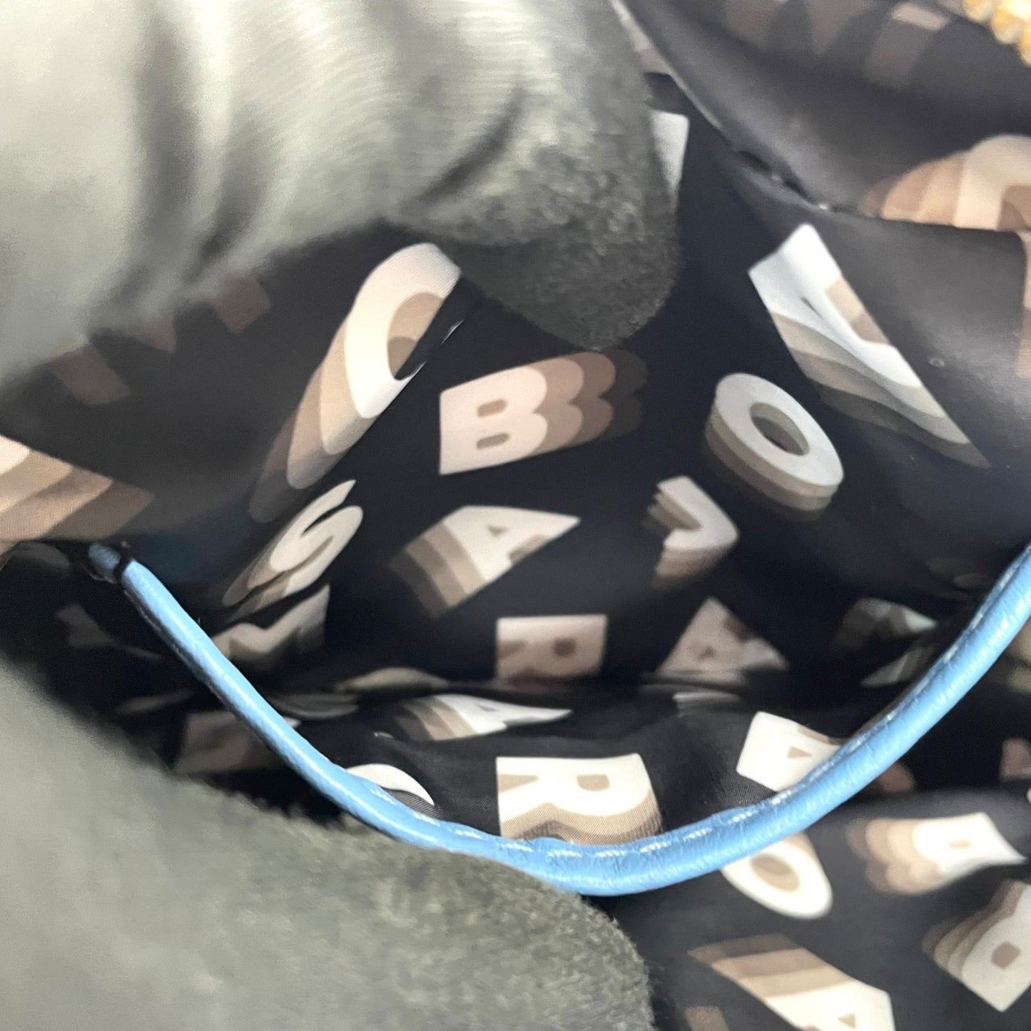 Authentic MARC JACOBS Flash Leather Crossbody Camera Bag Blue Leather Gold Hardware Women's Logo