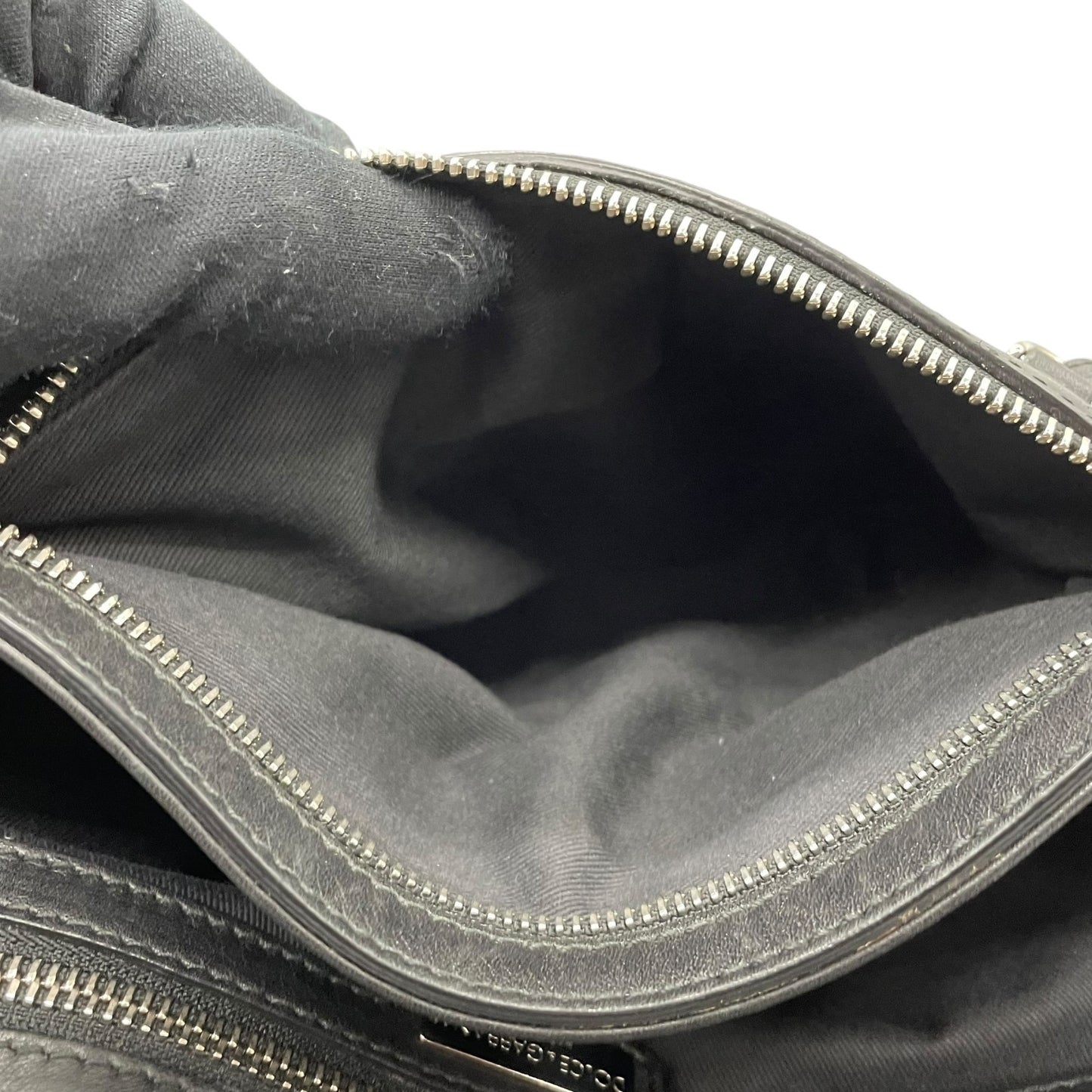 美品 DOLCE&GABBANA ドルチェ＆ガッバーナ シシリー 2WAY ハンドバッグ ショルダーバッグ ドルガバ レオパード ヒョウ柄 レザー PVC 黒 ブラック ダークグレー レディース D&G フラップ開閉 シルバー金具 ギャランティカード付き B2