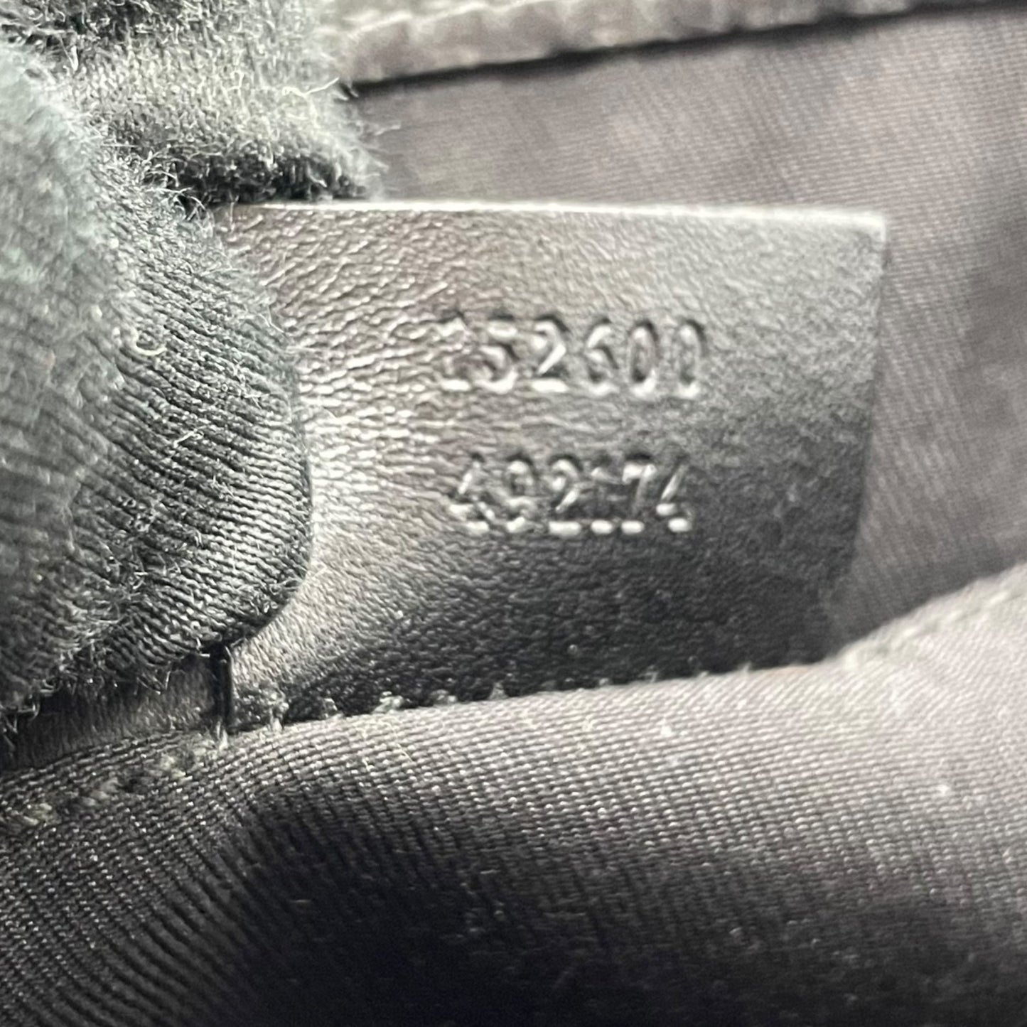 Authentic GUCCI Guccissima GG Clutch Bag Black Leather Silver Hardware With Strap