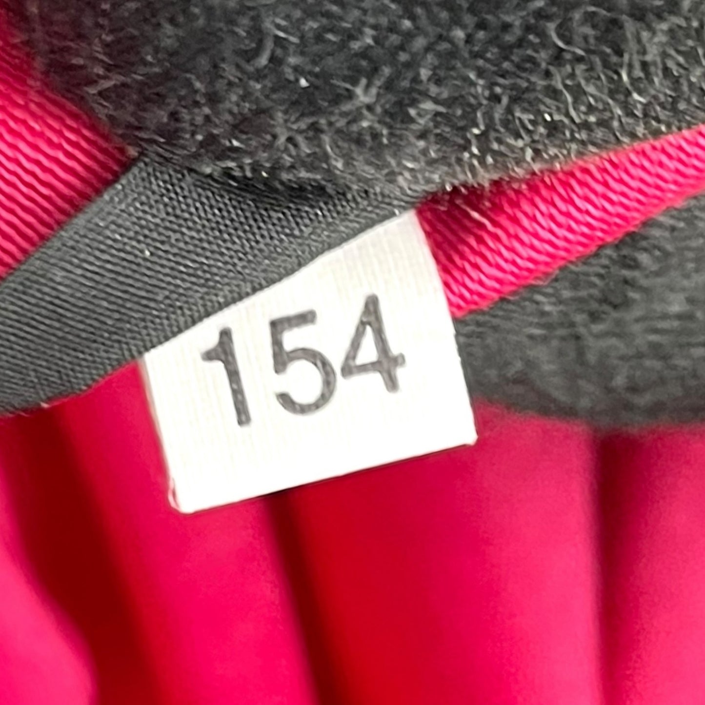 美品 miumiu ミュウミュウ 2WAY ハンドバッグ ショルダーバッグ 黒 ブラック レザー ゴールド金具 肩掛け可 カデナチャーム アーカイブ レディース ヴィンテージ D