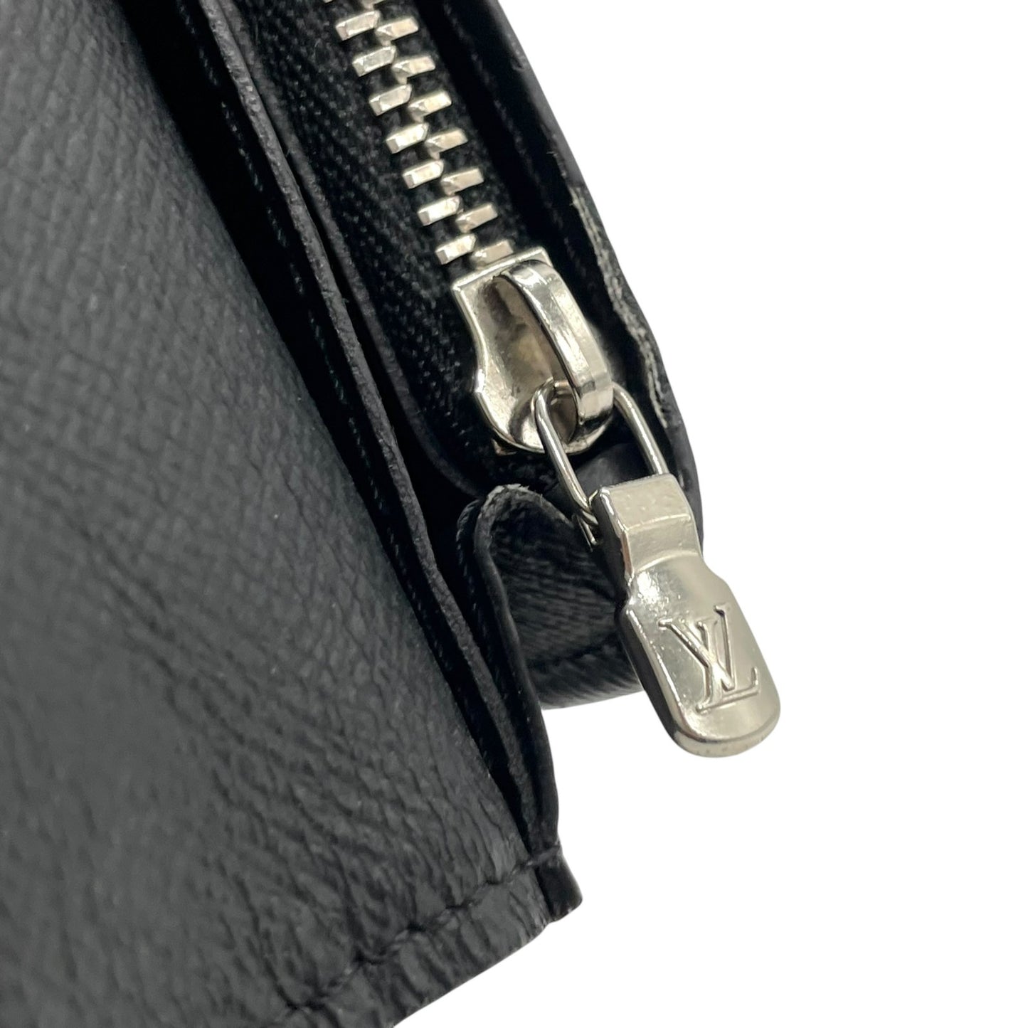 LOUIS VUITTON ルイヴィトン タイガ ポルトフォイユ･ブラザ 二つ折り 長財布 M30501 レザー 黒 ブラック シルバー金具 メンズ W5