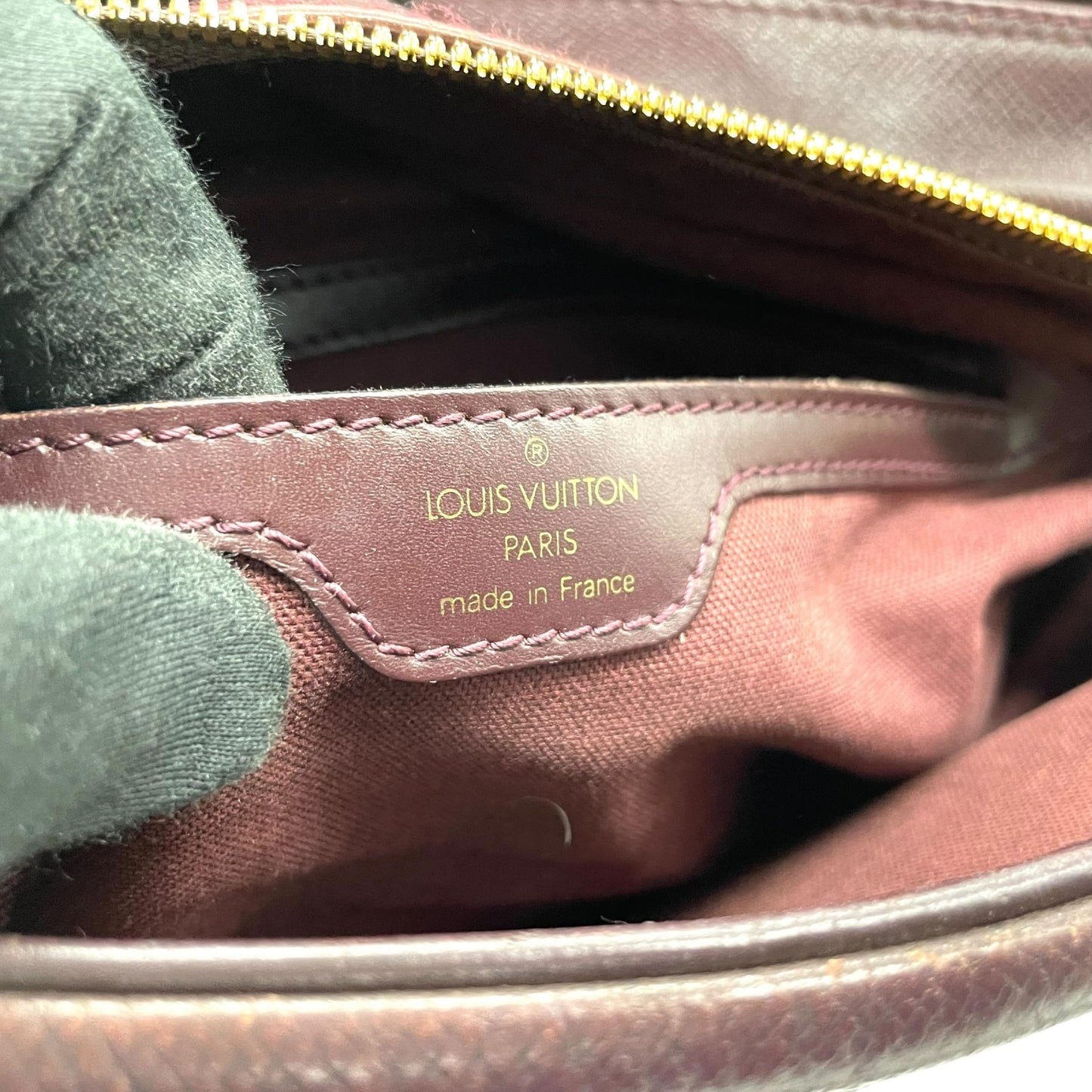 LOUIS VUITTON ルイヴィトン タイガ リポーター M30156/SP0958 エンジ レザー ルイヴィトン Louis Vuitton タイガ ショルダーバッグ ブラウン 茶色 レザー ゴールド金具 スクエア型 ヴィンテージ C