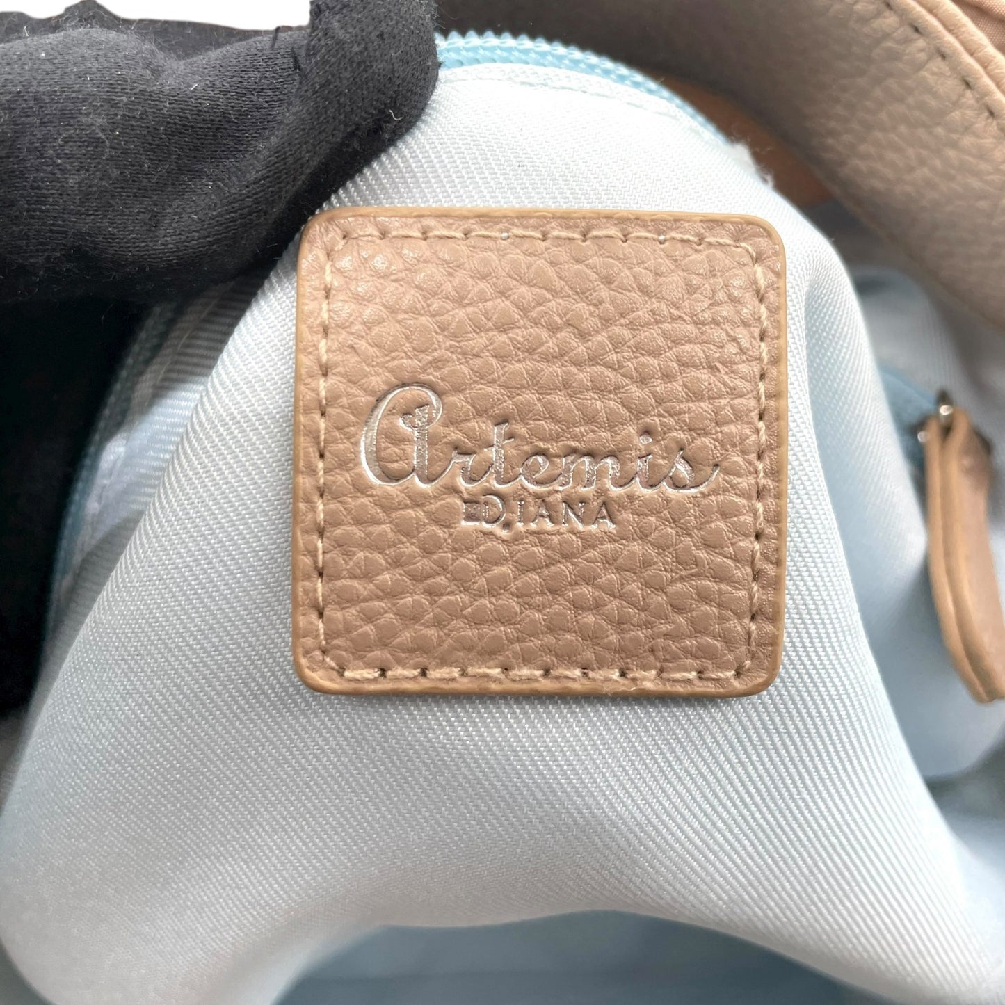 ダイアナ DIANA キルティング ショルダーバッグ ベージュ ナイロン トート 2WAY A4収納可 上品 T2