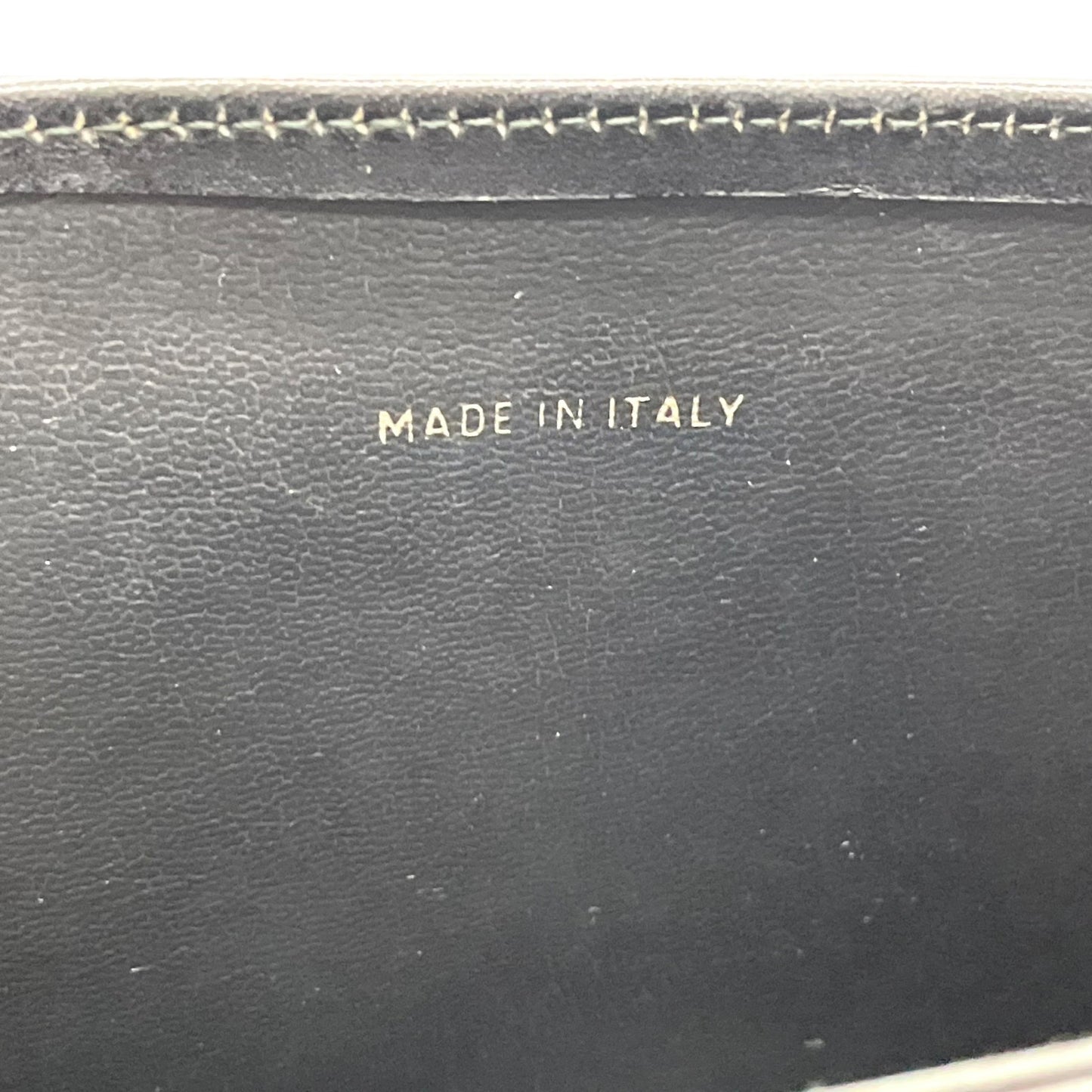 美品 セリーヌ CELINE ホースロゴ ホースキャリッジ金具 ショルダーバッグ 黒 ブラック レザー ヴィンテージ 馬車金具 金金具 ゴールド K5