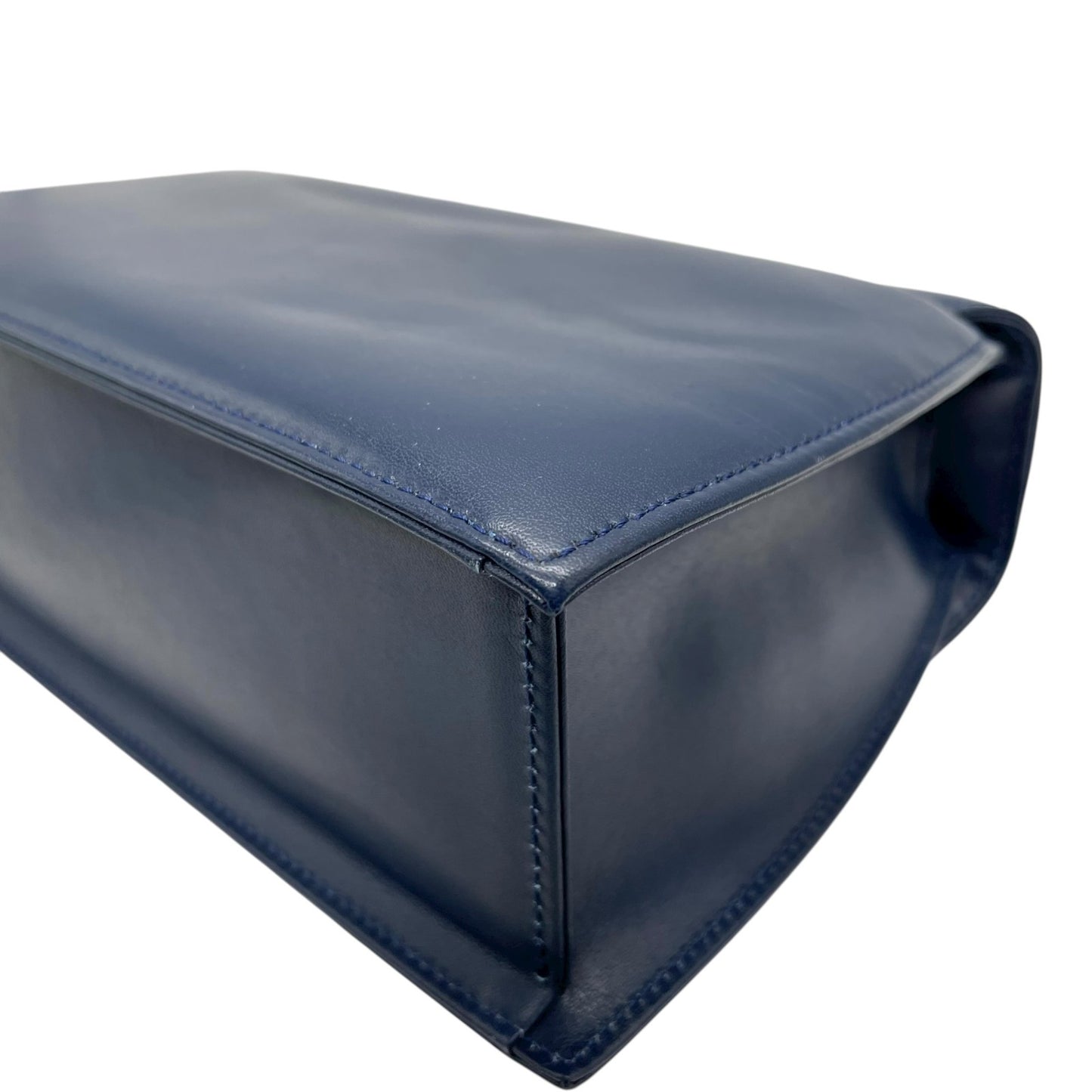 未使用級 美品 ジバンシィ ジバンシー GIVENCHY ハンドバッグ 2WAY ショルダー レザー 紺 ブルー ネイビー 金金具 ゴールド金具 ロゴ ヴィンテージ B4