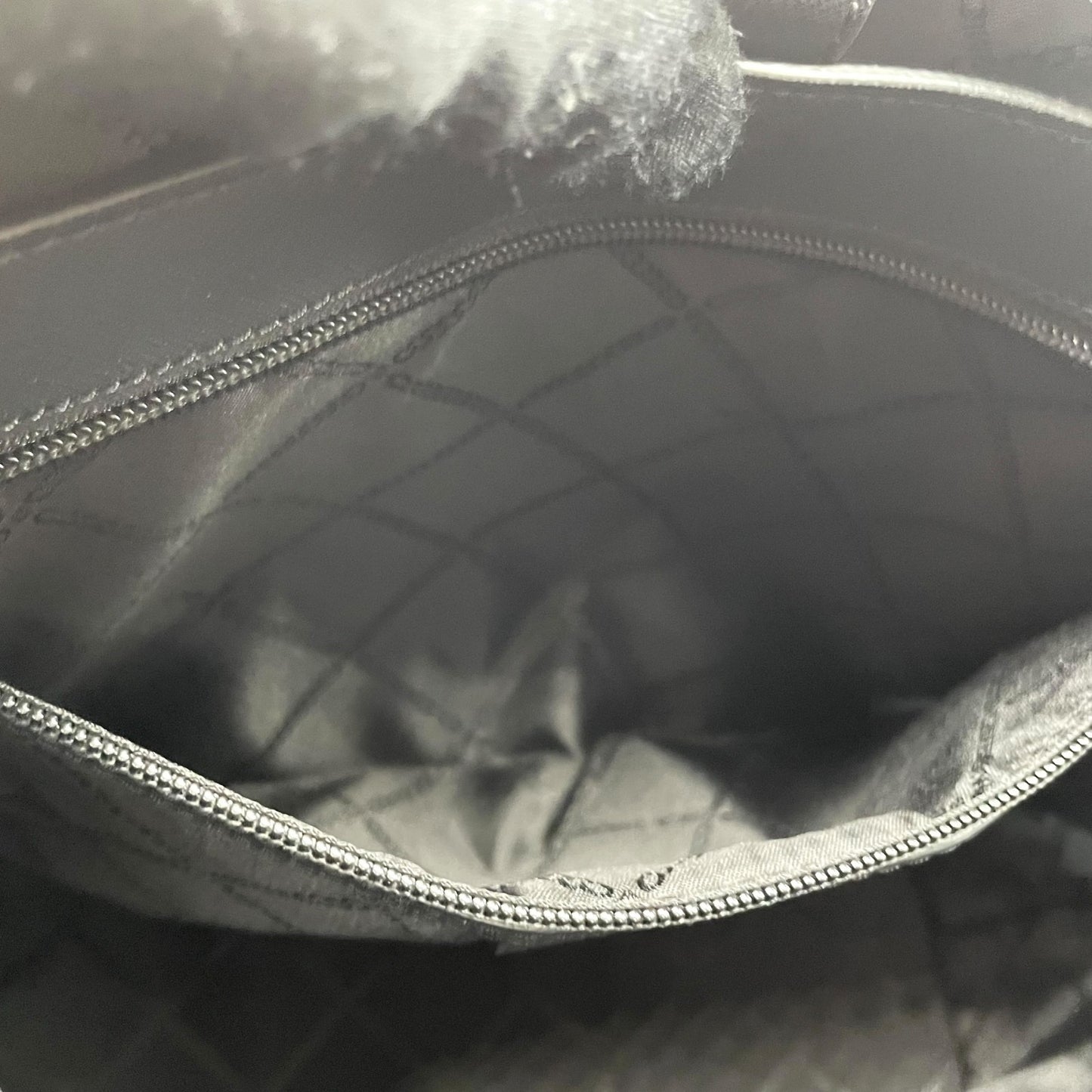 新品同様 美品 マイケルコース MICHAEL KORS トートバッグ ビジネストート レザー 黒 ブラック ロゴチャーム タッセル付き A