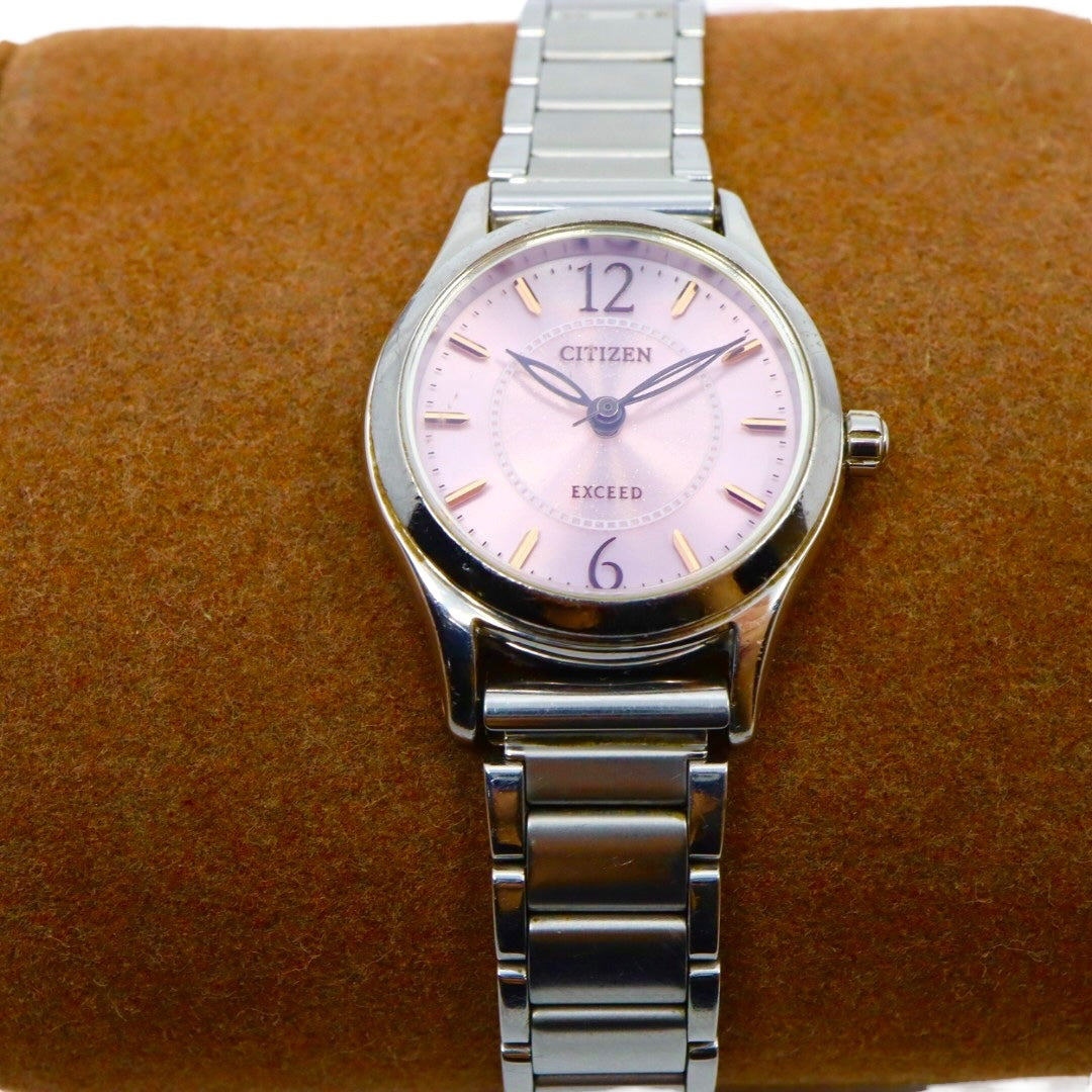 美品 CITIZEN EXCEED シチズン エクシード レディース 腕時計 ソーラー ピンク文字盤 ラウンド クオーツ アナログ ステンレススチール 希少 上品 デザイン ウォッチ G4