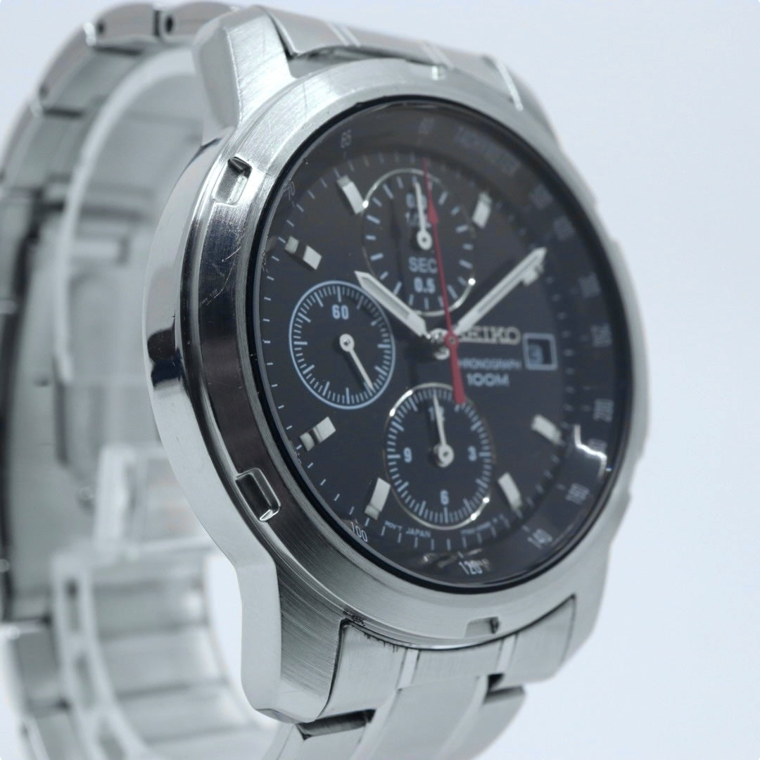 極美品 SEIKO セイコー 腕時計 クロノグラフ 7T92-0BF0 メンズ クオーツ 100M防水 ブラックダイヤル シルバー デイト タキメーター スポーツ ビジネス カジュアル 日本製ムーブメント クリーニング済み G4