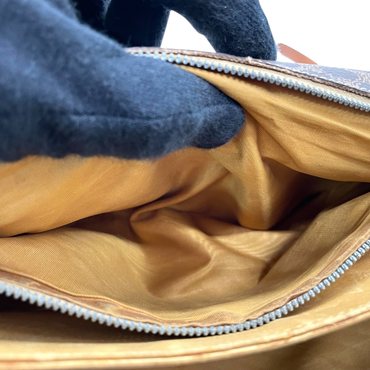 CELINE セリーヌ マカダム ショルダーバッグ ヴィンテージ オールドセリーヌ PVC レザー ゴールド金具 フラップデザイン 1980s 1990s クラシック クロスボディ k1