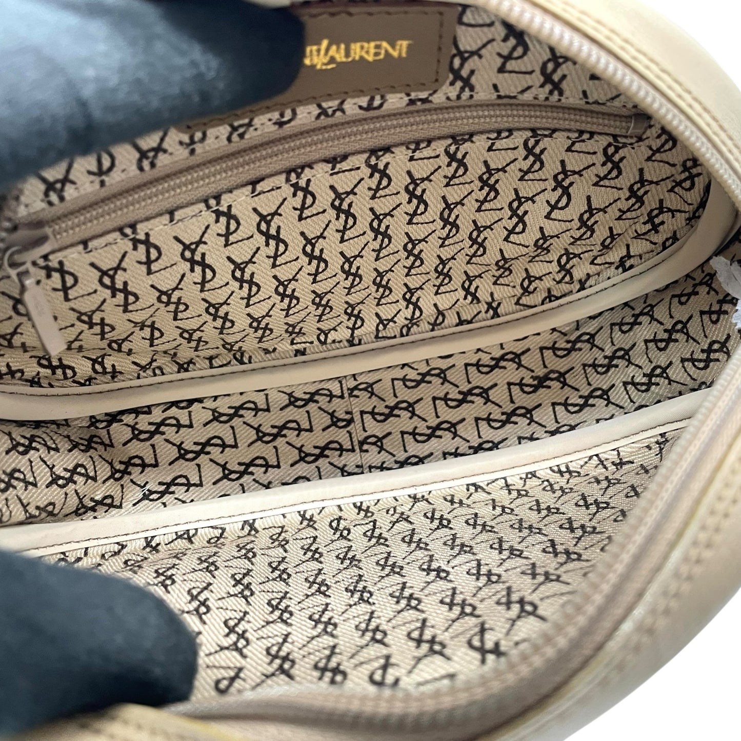 Authentic YVES SAINT LAURENT Giraffe Pattern Camera Bag Shoulder Gray Brown Vintage Women