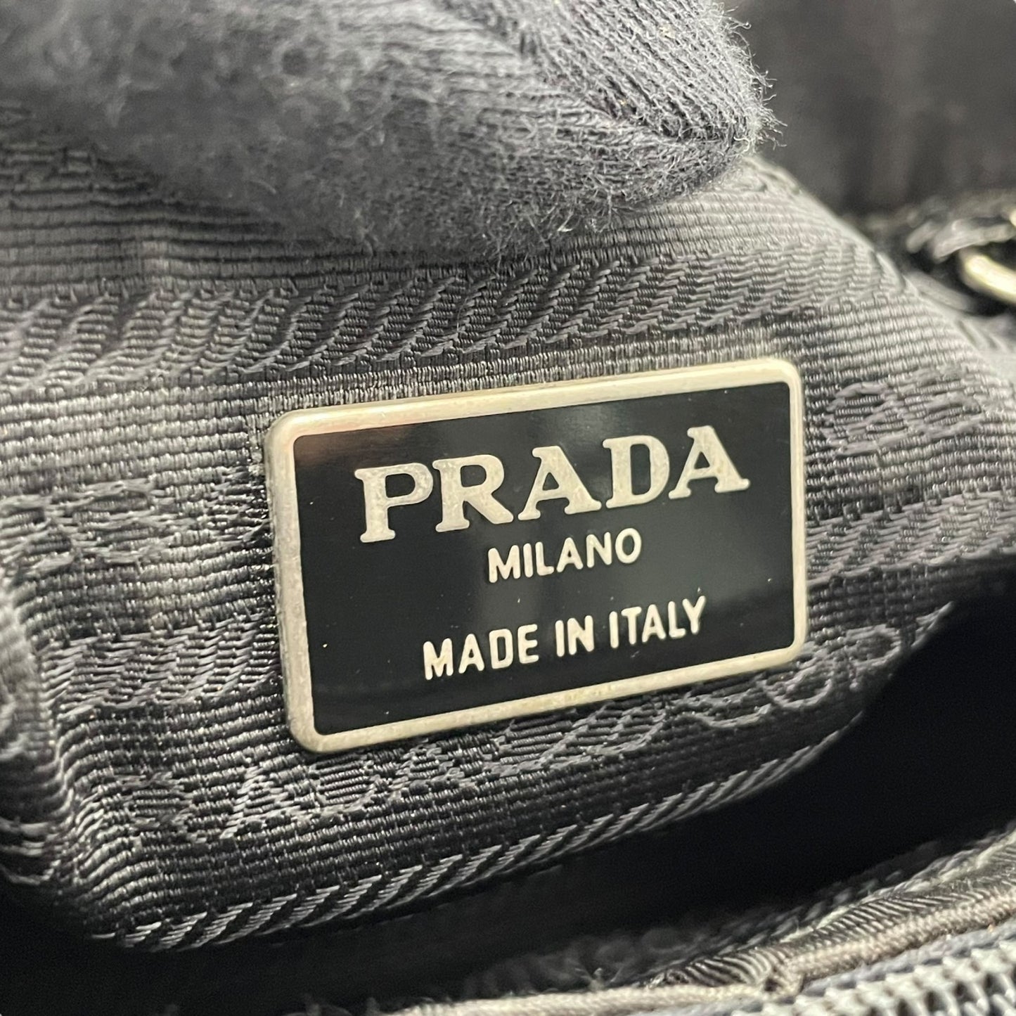 美品 PRADA プラダ ナイロントートバッグ ブラック 三角ロゴプレート 大容量 ハンドバッグ レディース メンズ 正規品 K3