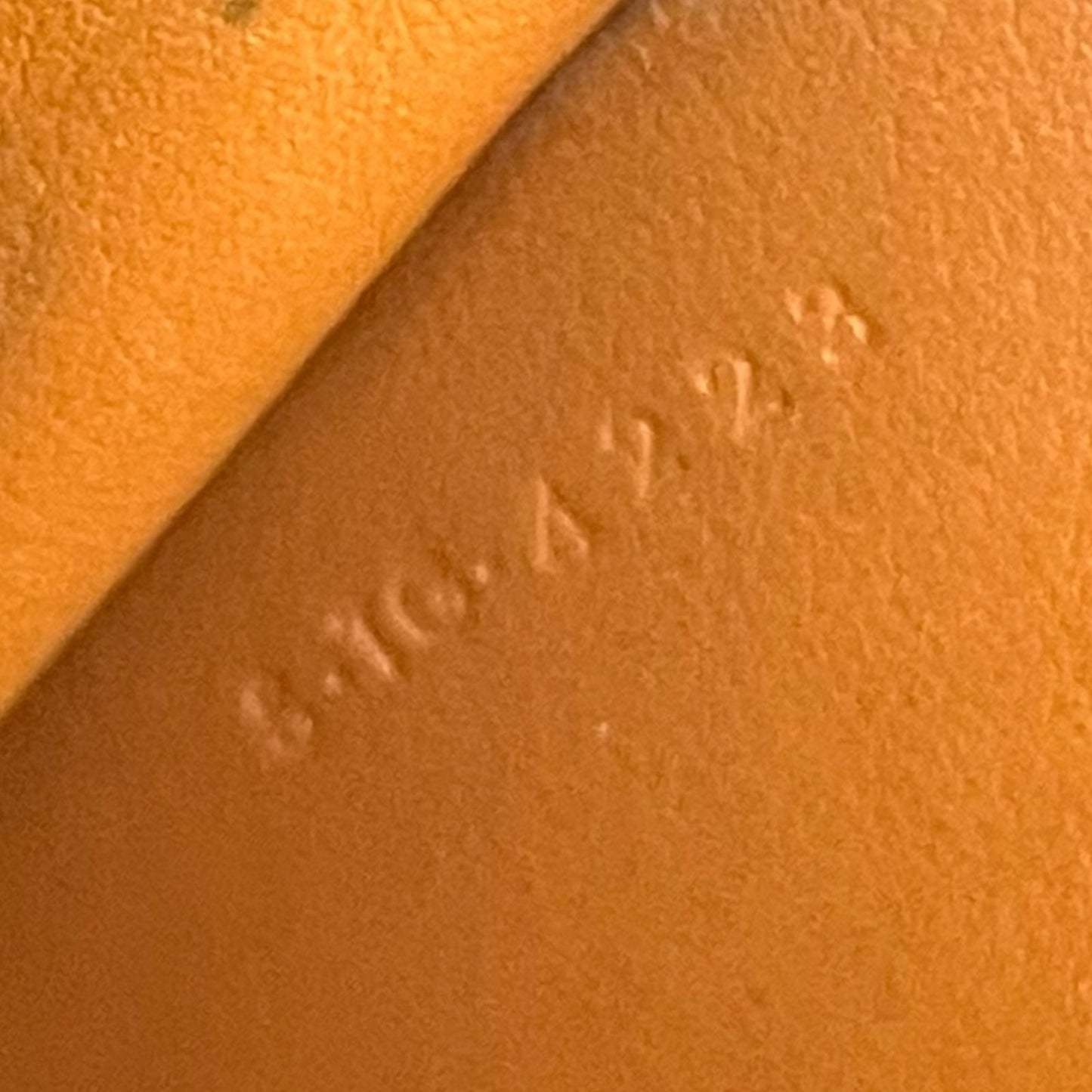 CELINE セリーヌ 三つ折り財布 トリオンフキャンバス PVC スモール コンパクトウォレット ベージュ ホワイト 10D78 レディース メンズ ユニセックス M5