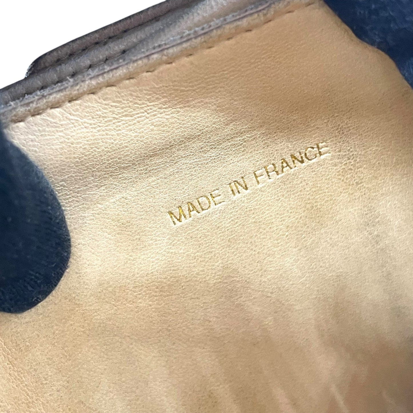 シャネル CHANEL 三つ折り財布 キャビアスキン調 レザー ココマーク 型押し キャメル ゴールド金具 金金具 箱・カード付 シール付 W2