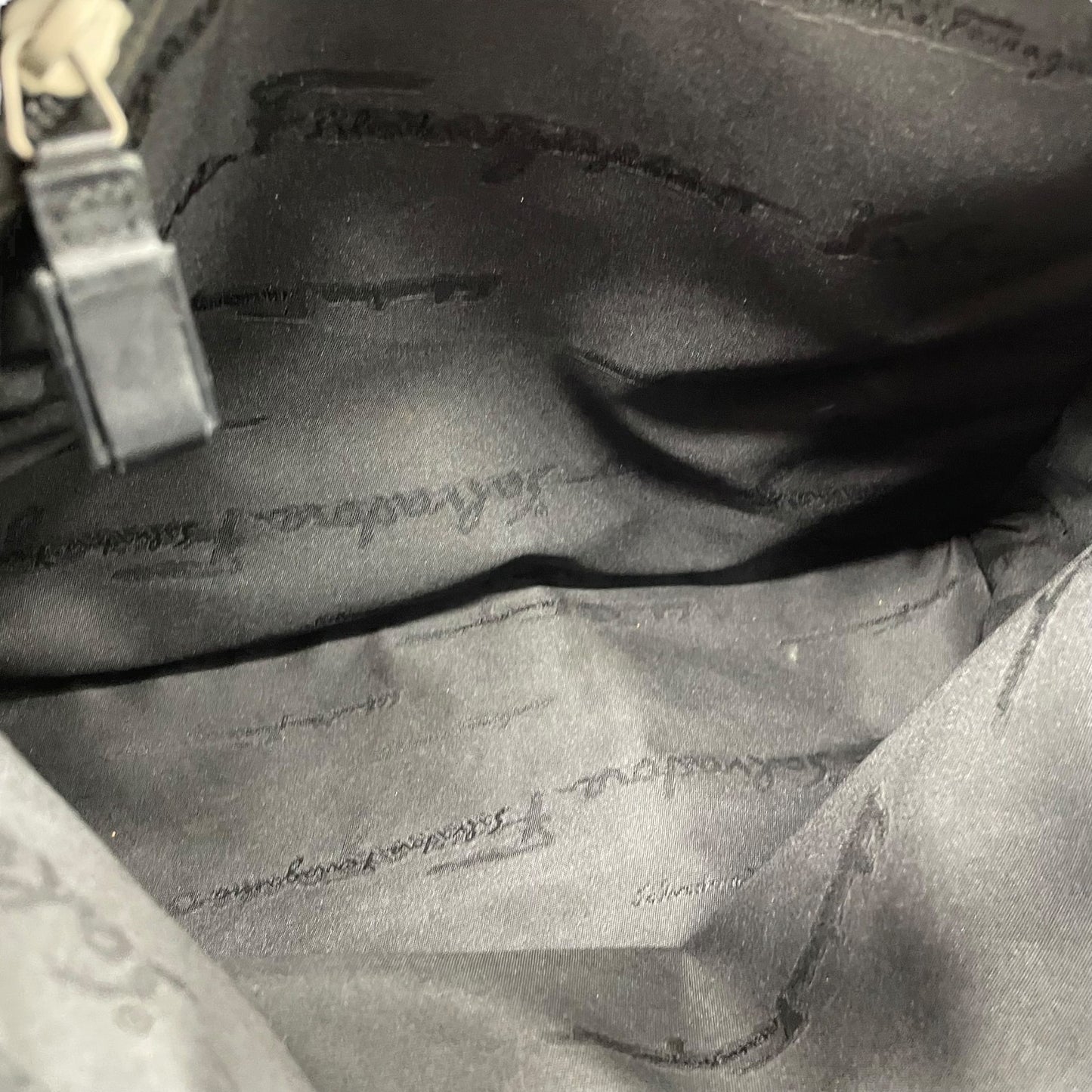 美品 サルヴァトーレ フェラガモ Salvatore Ferragamo ナイロン×レザー チェーントートバッグ 黒 ブラック シルバー金具 ロゴチャーム D4