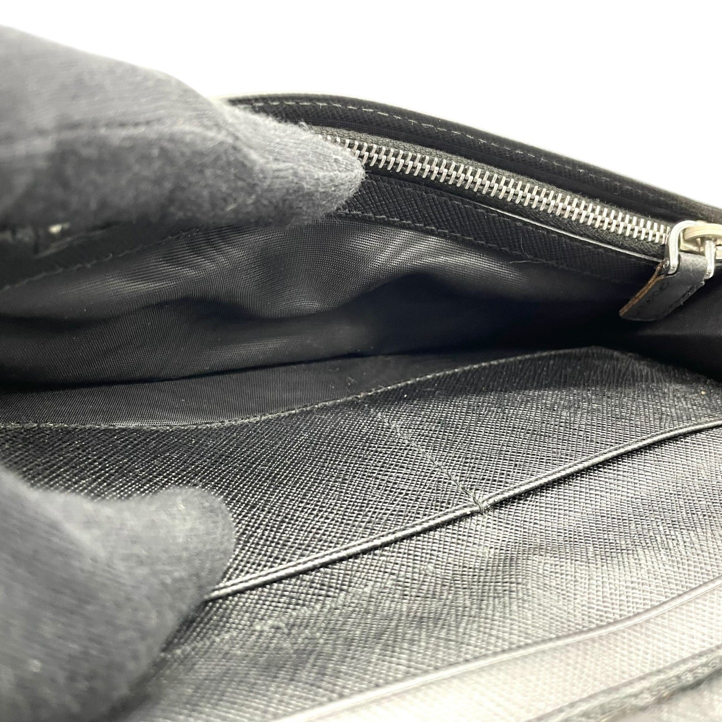 プラダ PRADA 長財布 ネイビー 紺 サフィアーノレザー シルバー金具 ロゴ 2MV836 メンズ M1